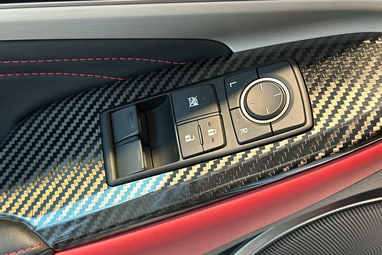 Thumbnail: 2025 Lexus RC - 11