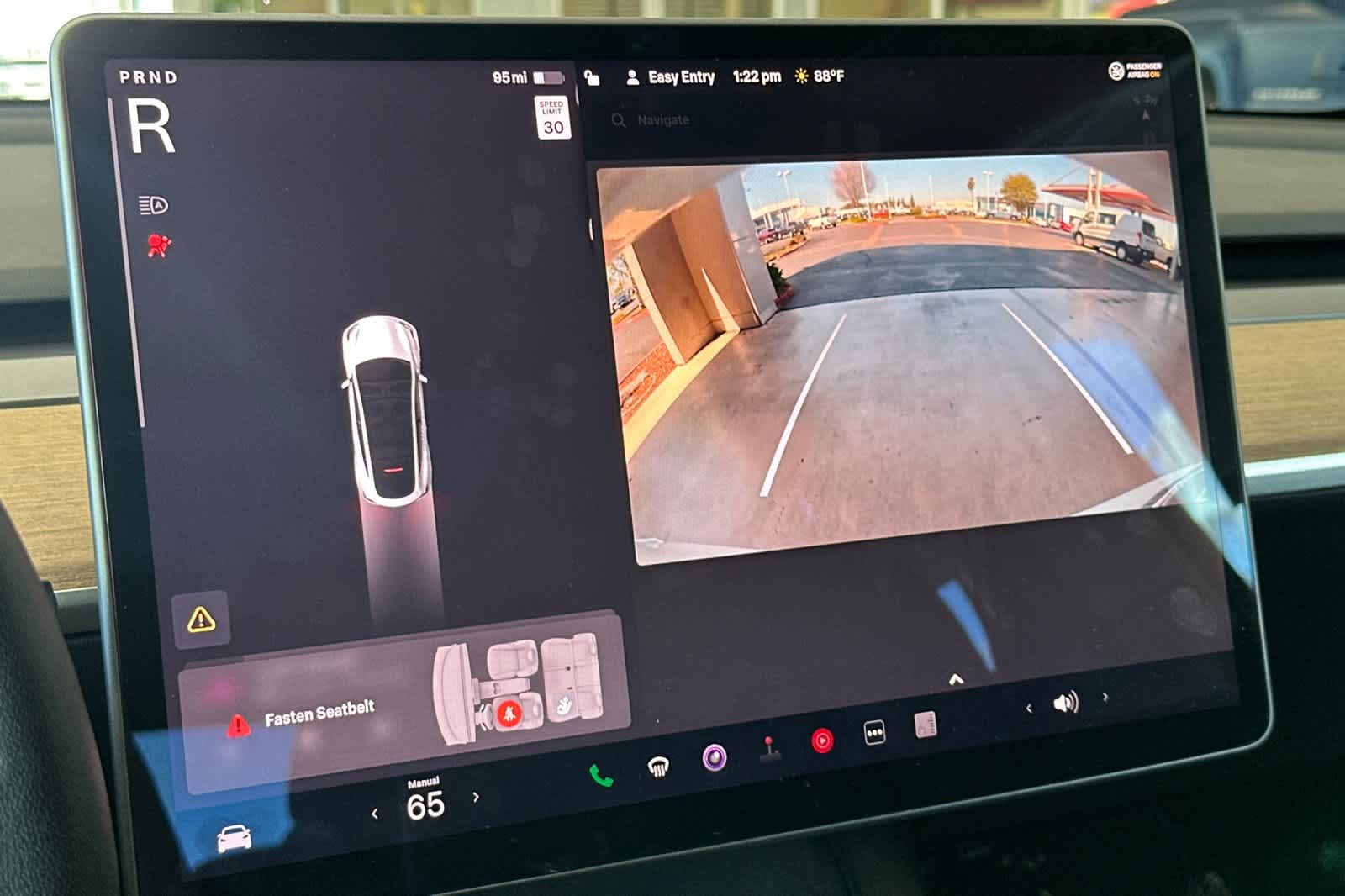 Thumbnail: 2022 Tesla Model Y - 22