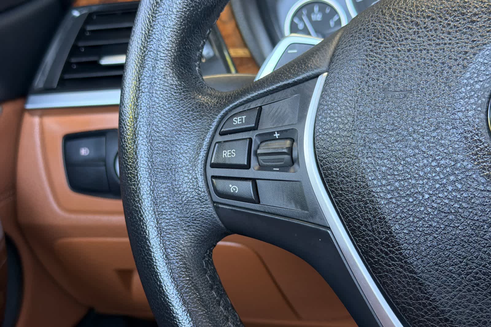 Thumbnail: 2015 BMW 4 Series - 25