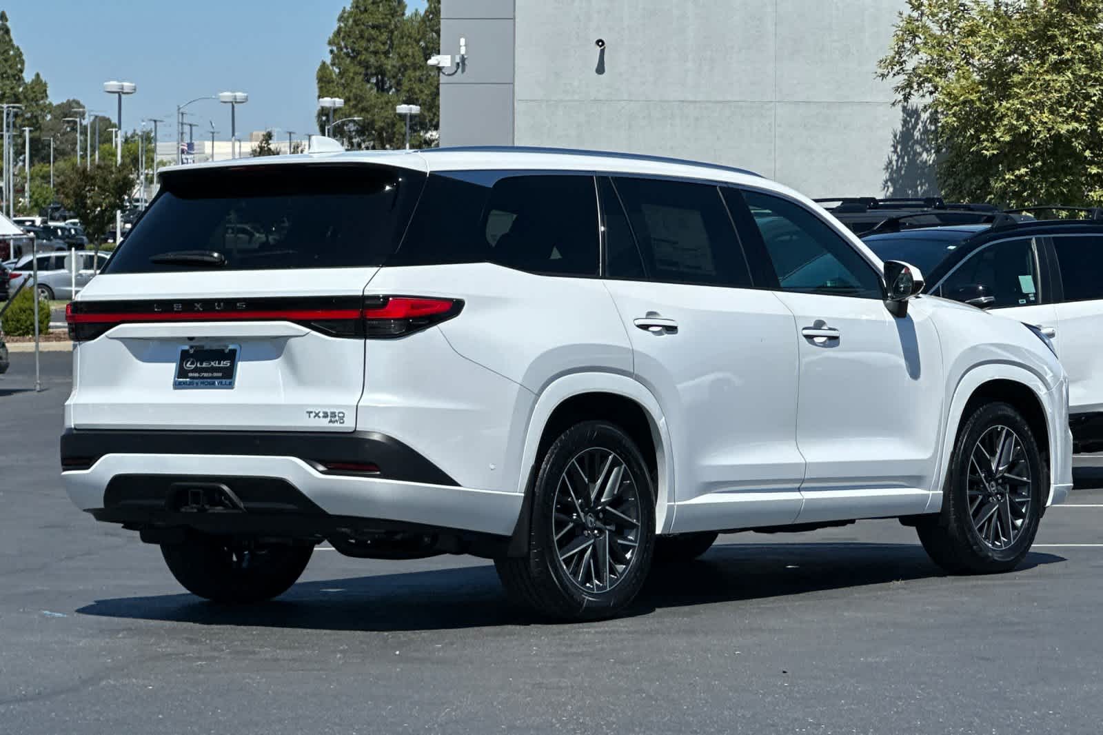 Thumbnail: 2026 Lexus TX - 2