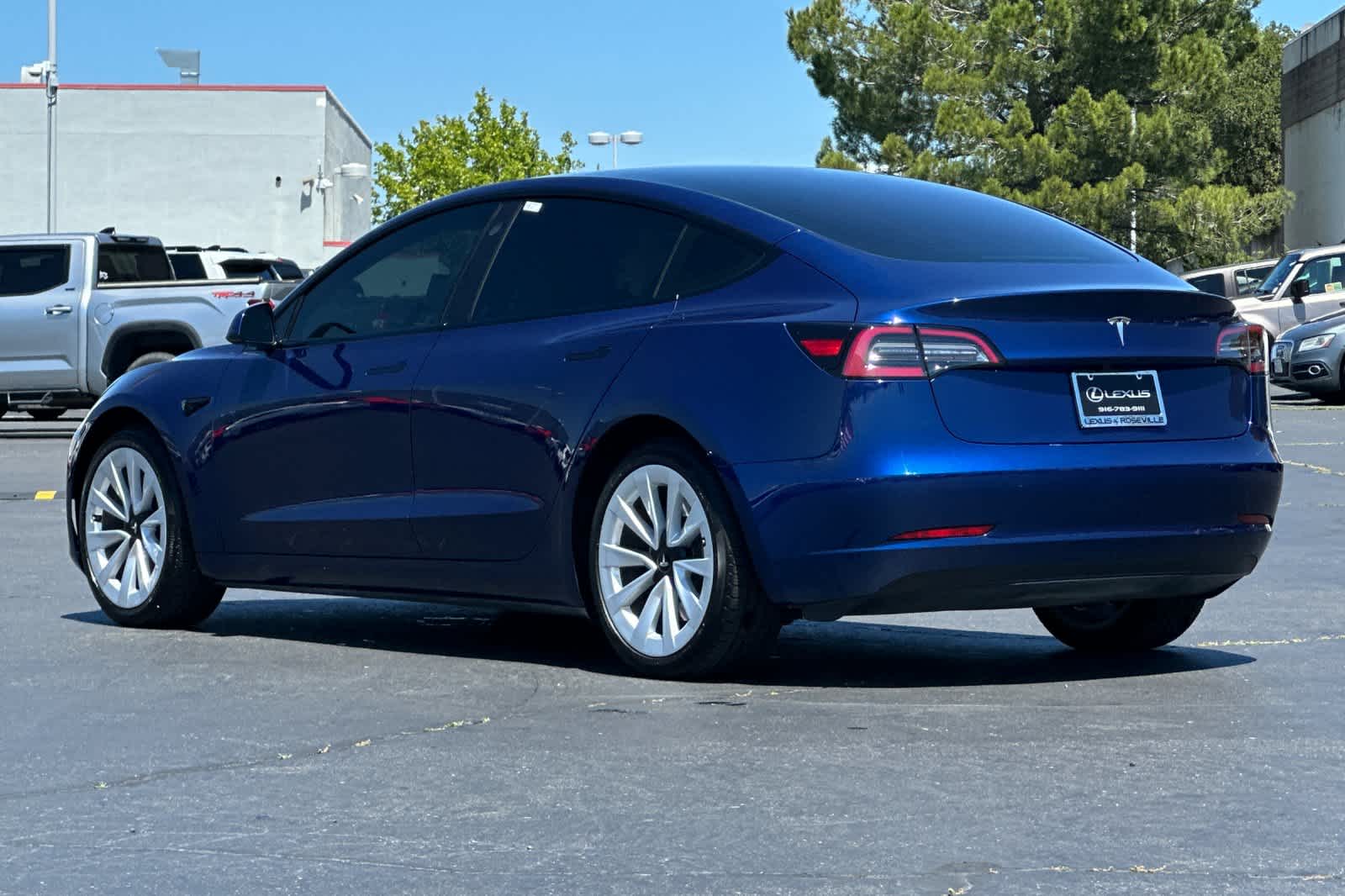 Thumbnail: 2023 Tesla Model 3 - 7