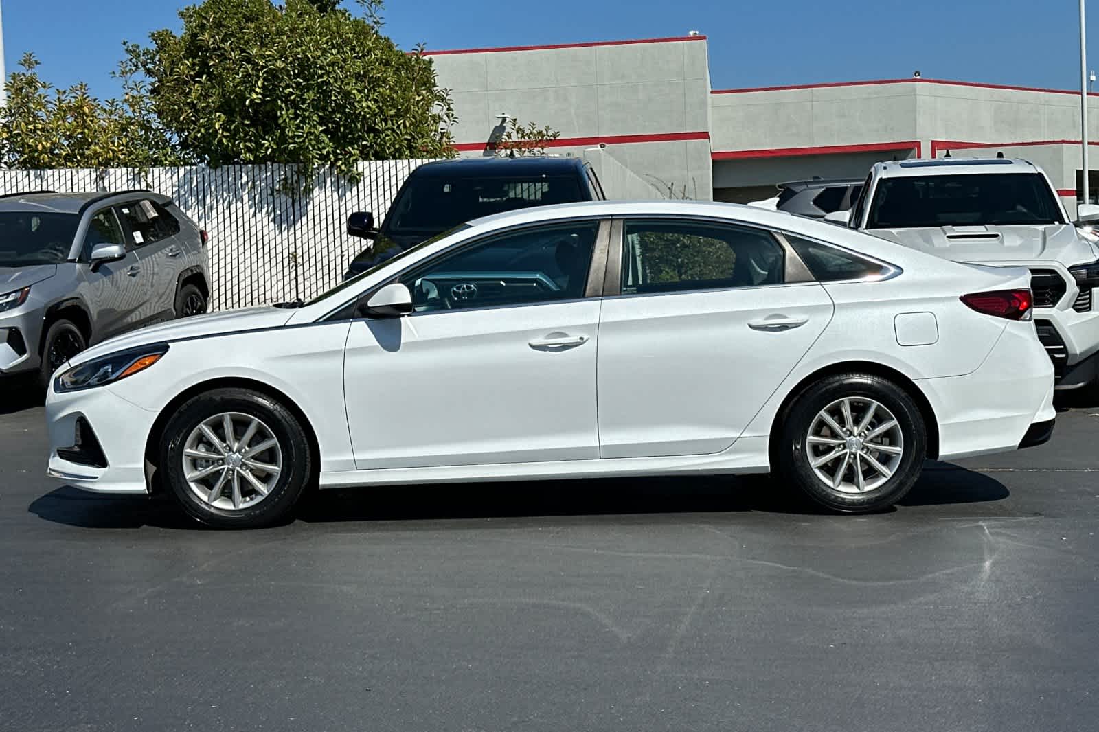 Thumbnail: 2018 Hyundai Sonata - 9