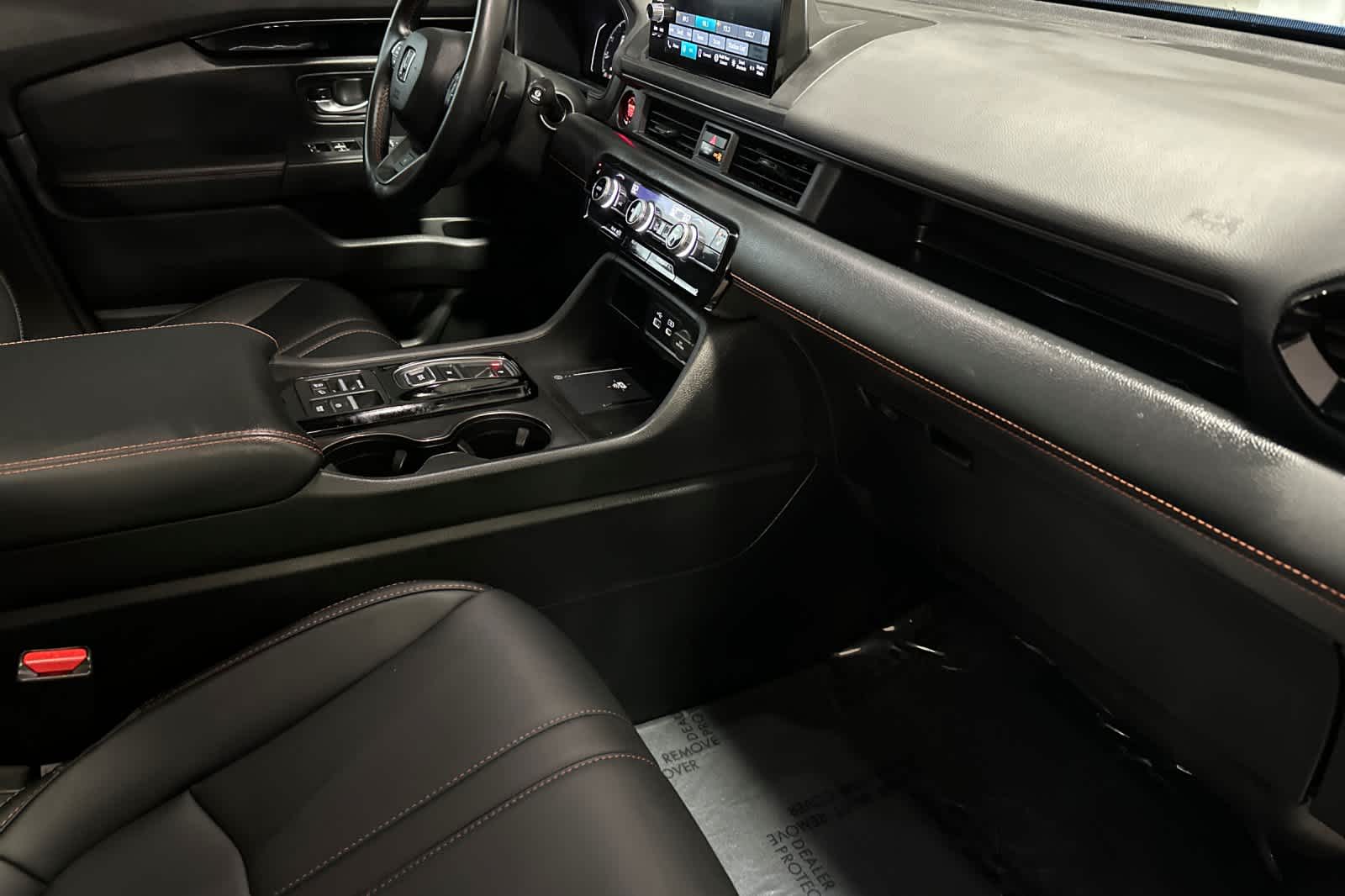 Thumbnail: 2024 Honda Pilot - 18