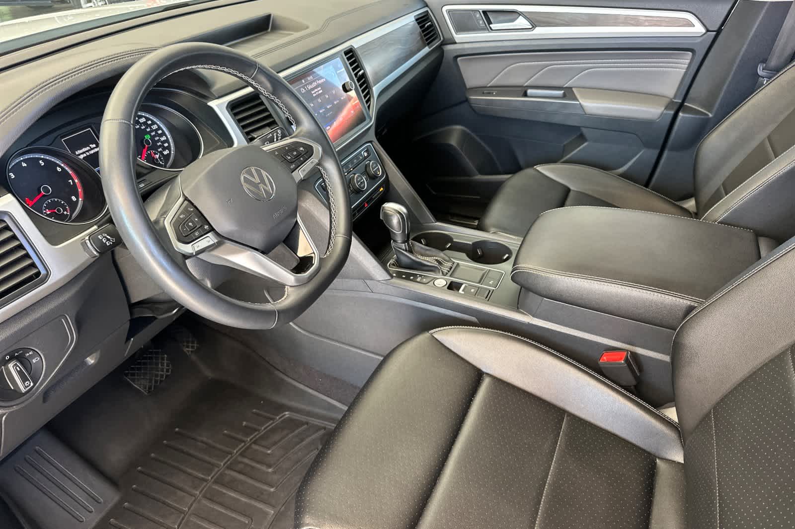 Thumbnail: 2021 Volkswagen Atlas - 11