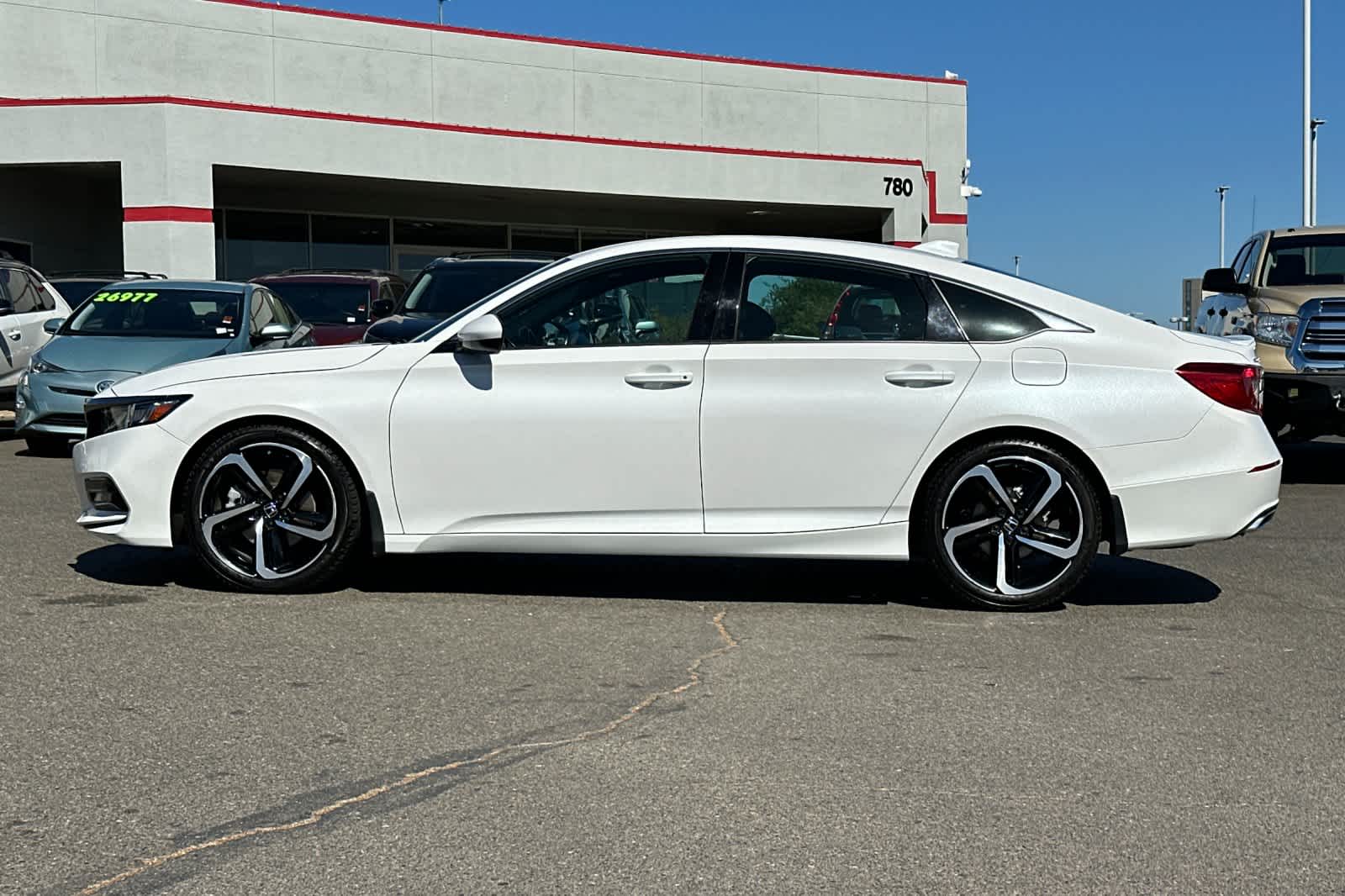 Thumbnail: 2019 Honda Accord - 9