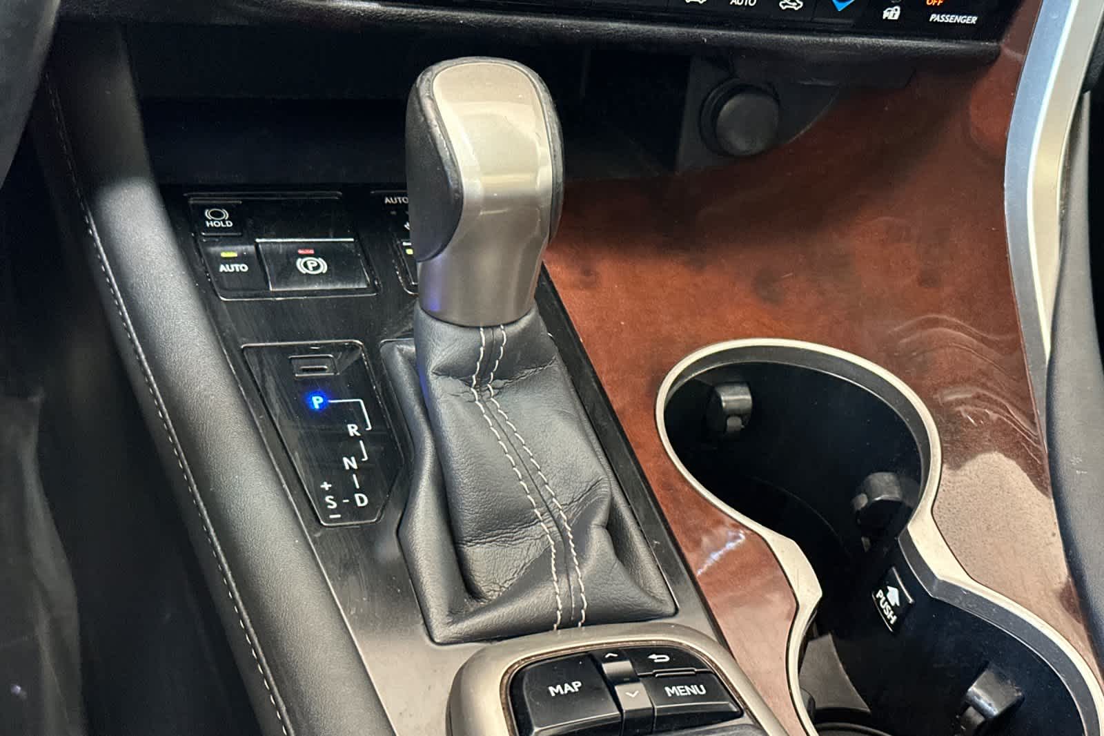 Thumbnail: 2016 Lexus RX - 24
