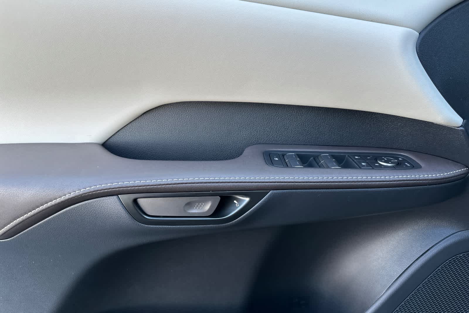 Thumbnail: 2026 Lexus RX - 12