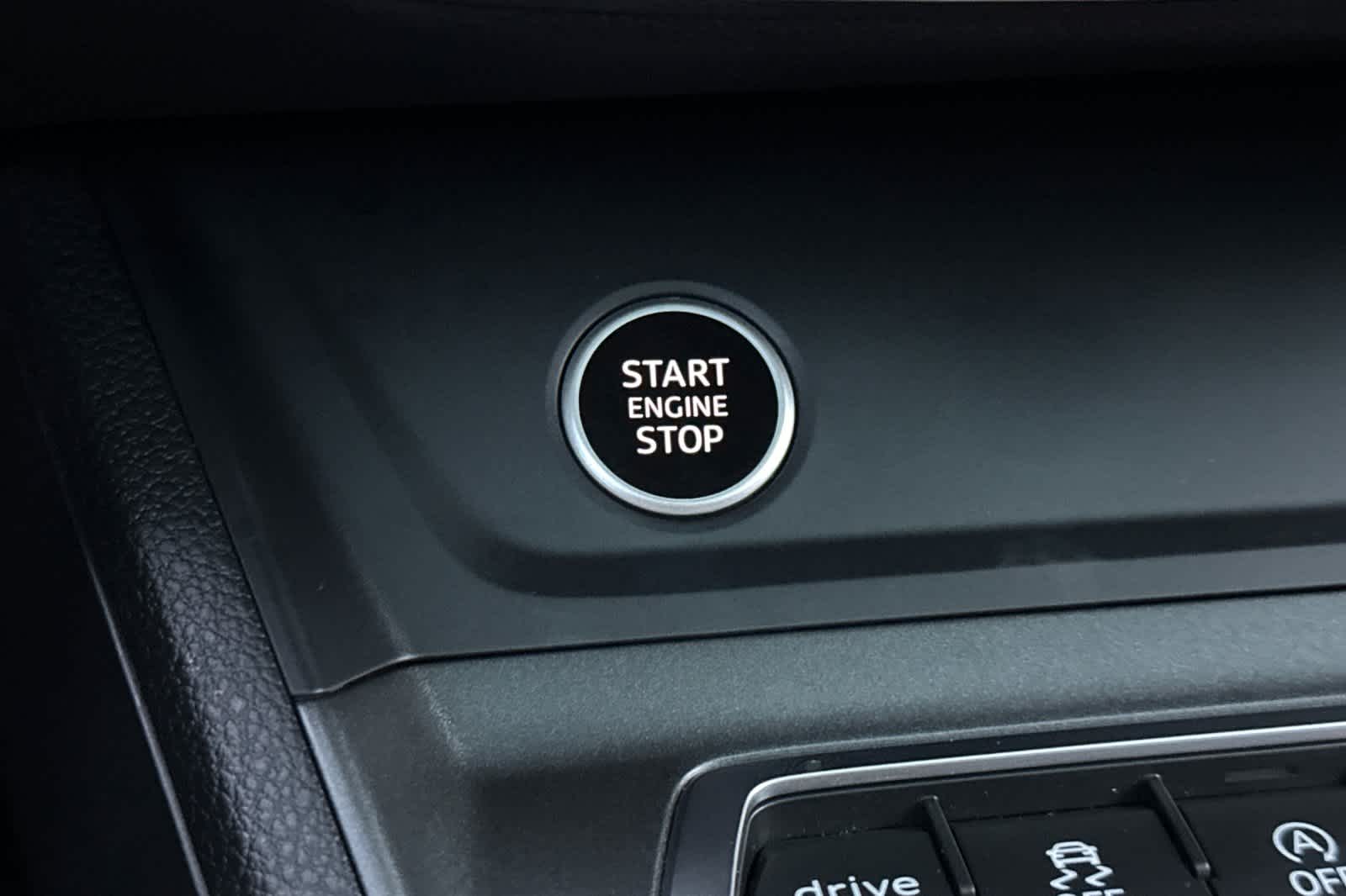 Thumbnail: 2024 Audi Q3 - 26