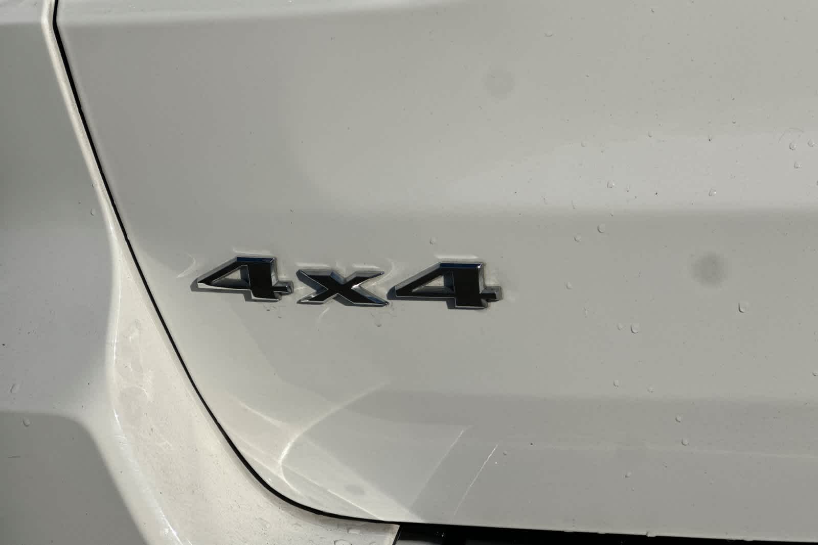 Thumbnail: 2017 Jeep Grand Cherokee - 33