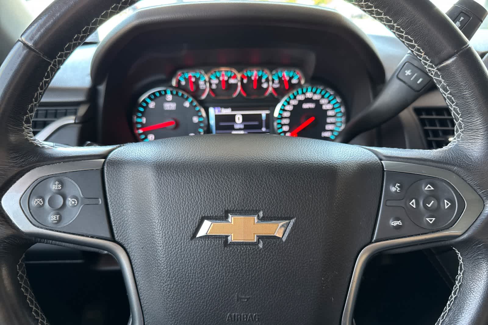 Thumbnail: 2018 Chevrolet Tahoe - 24