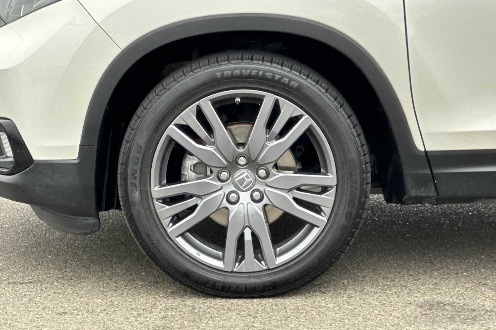 Thumbnail: 2019 Honda Passport - 31