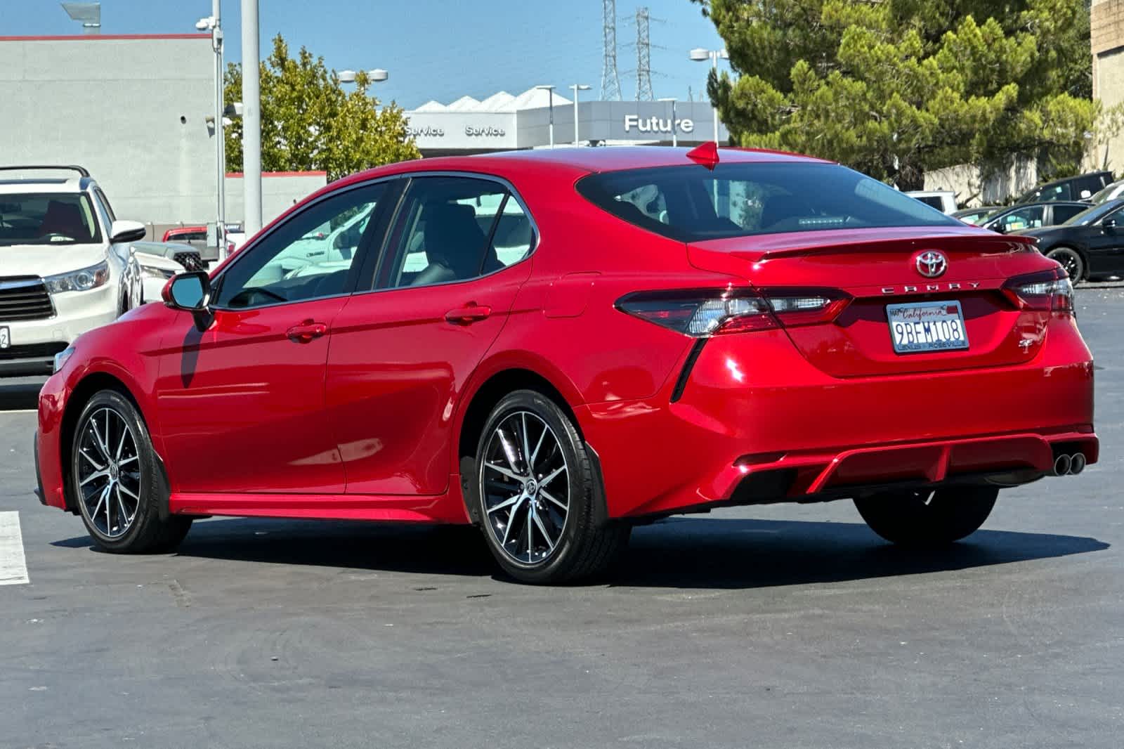Thumbnail: 2022 Toyota Camry - 7