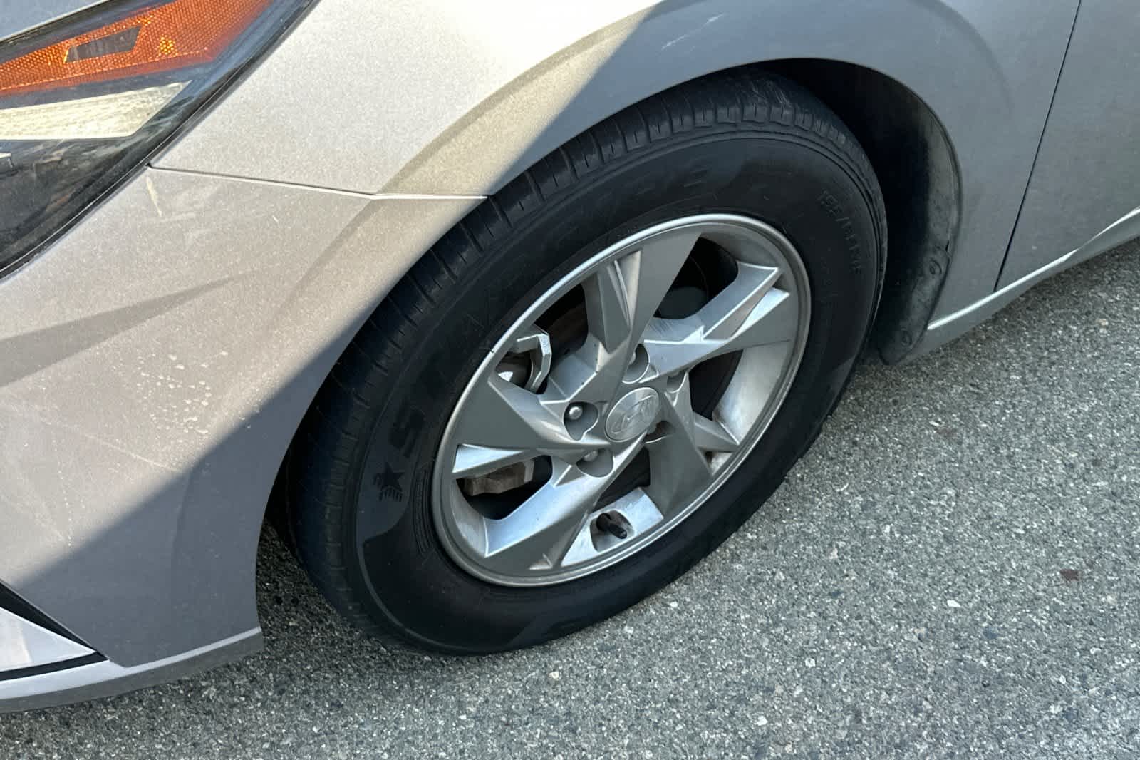 Thumbnail: 2021 Hyundai Elantra - 20