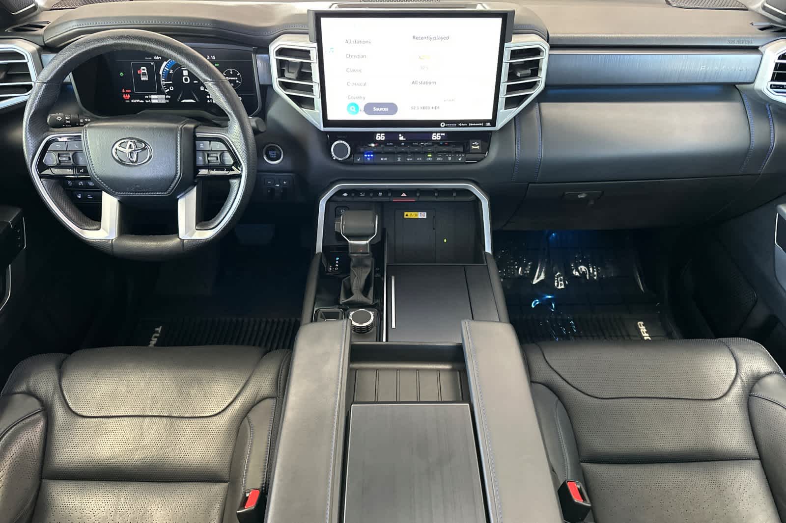 Thumbnail: 2023 Toyota Tundra - 3