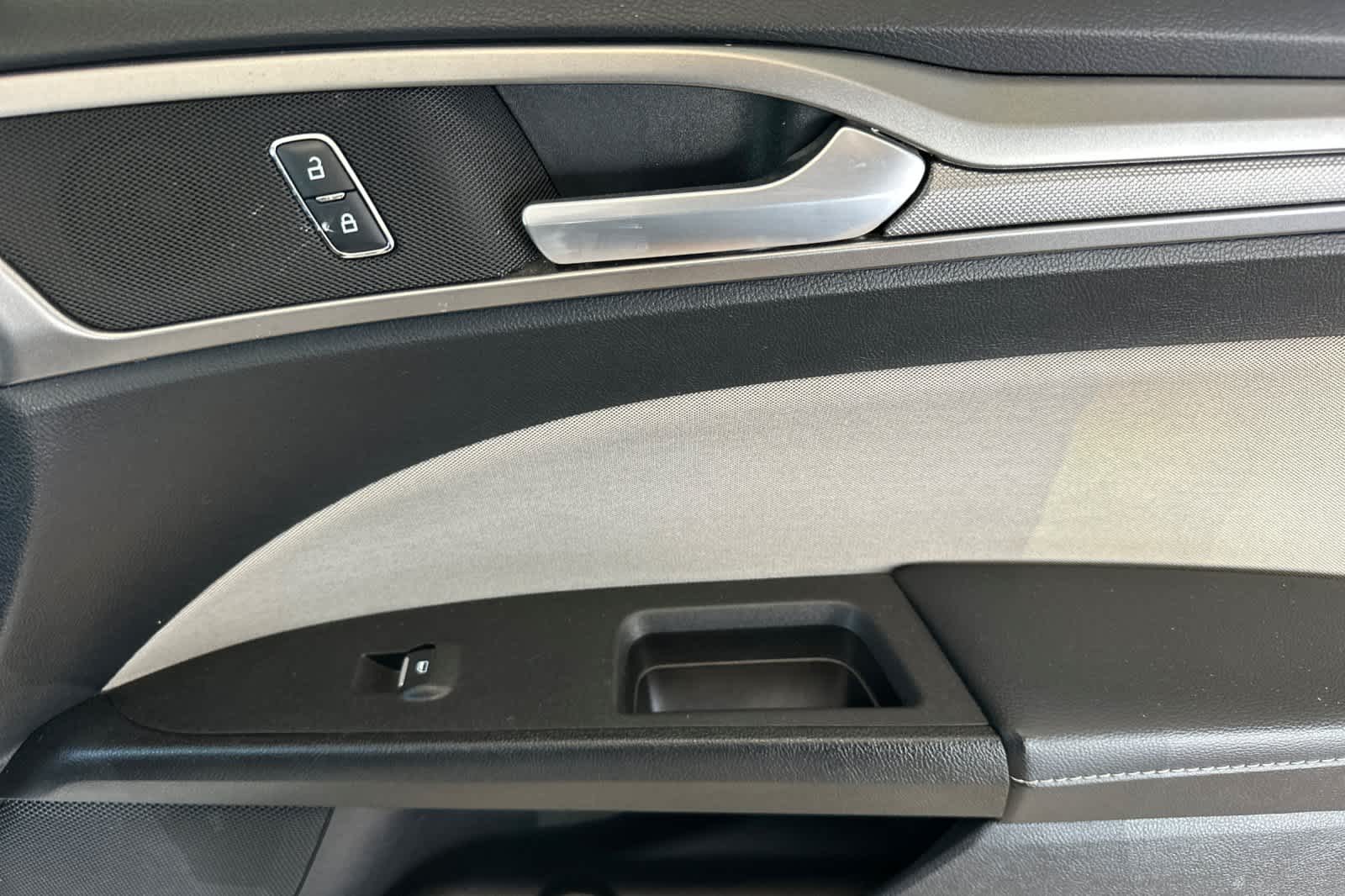 Thumbnail: 2018 Ford Fusion - 17