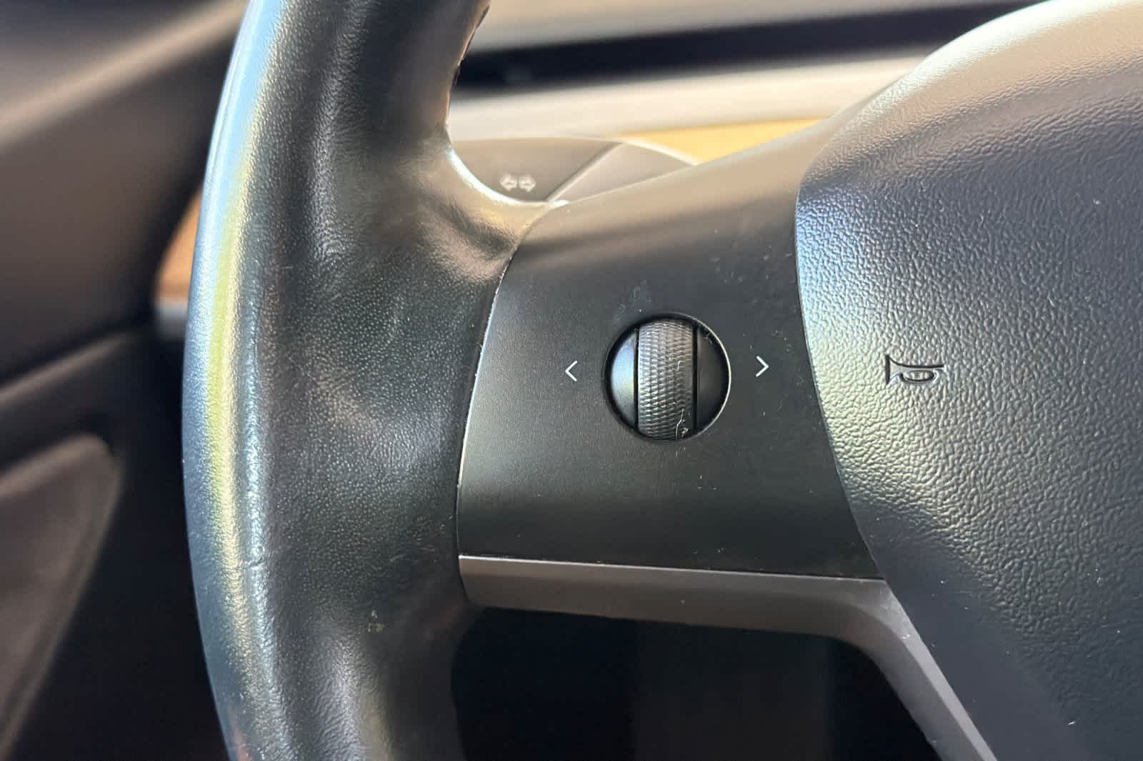Thumbnail: 2019 Tesla Model 3 - 25