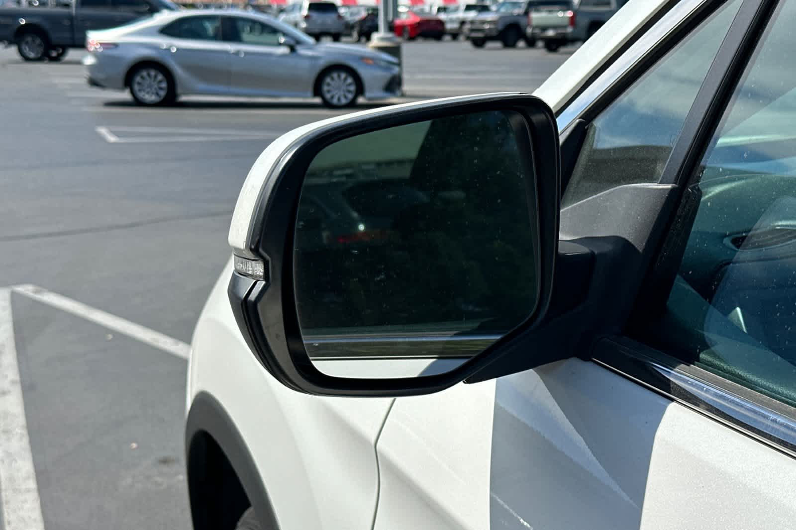 Thumbnail: 2020 Honda Pilot - 18