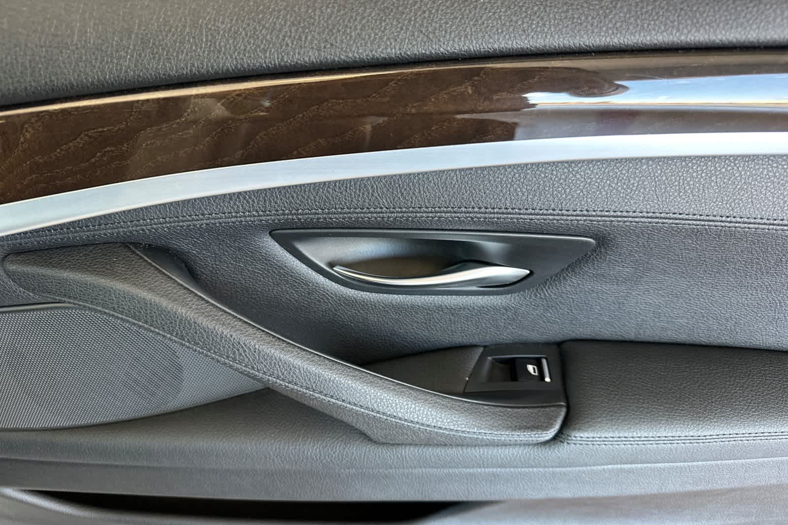 Thumbnail: 2016 BMW 5 Series - 18