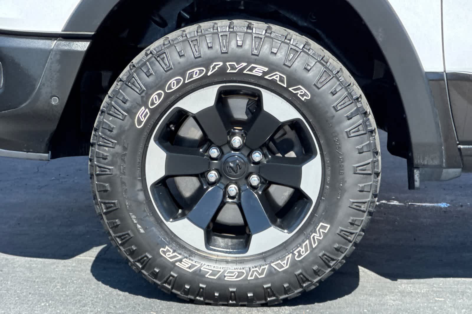 Thumbnail: 2020 RAM 1500 - 31