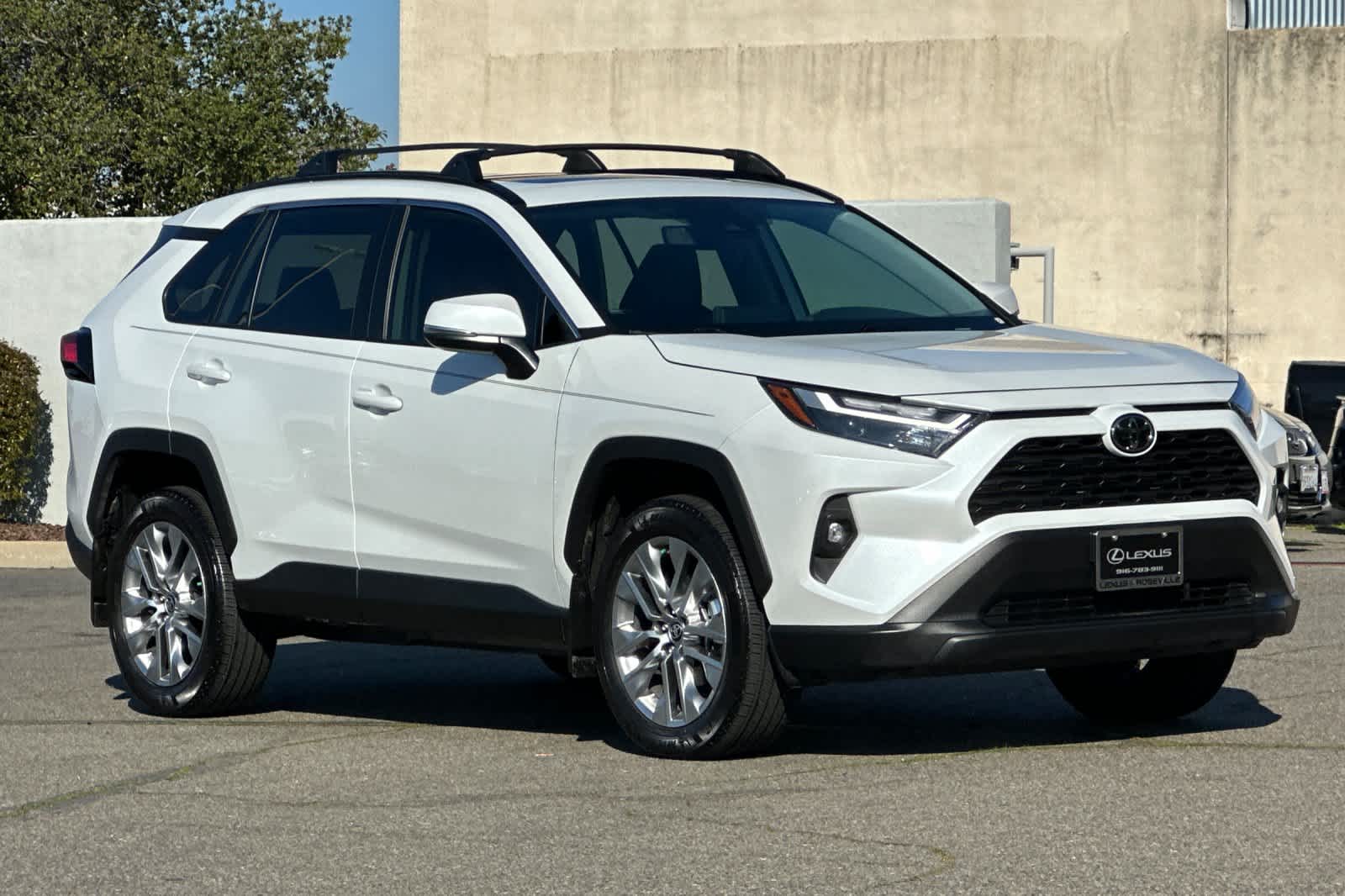 Thumbnail: 2024 Toyota RAV4 - 4