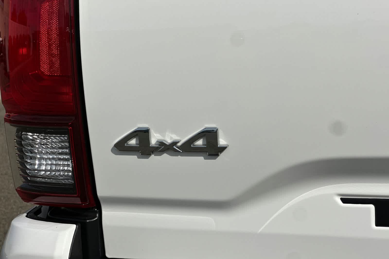 Thumbnail: 2020 Toyota Tacoma - 29