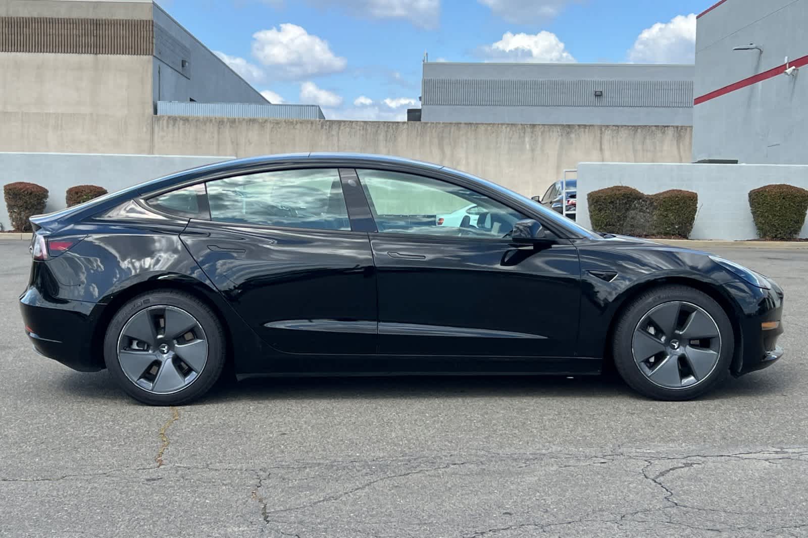 Thumbnail: 2022 Tesla Model 3 - 6