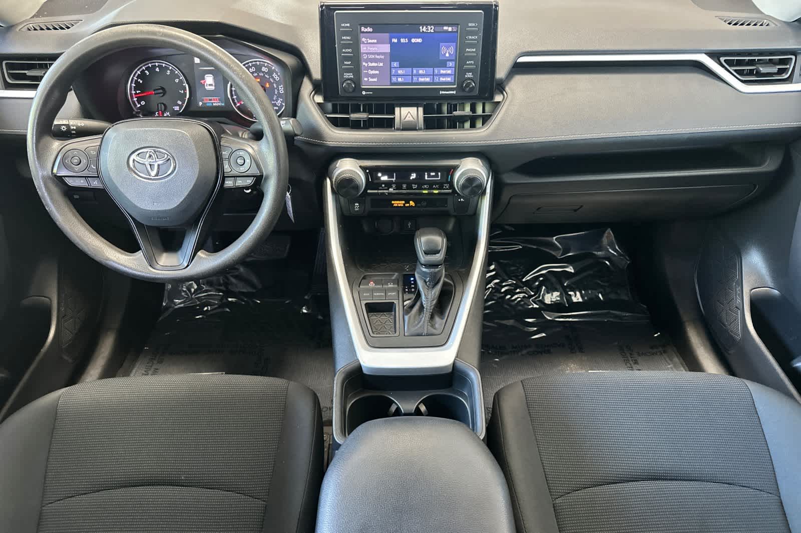 2020 Toyota RAV4 LE 3