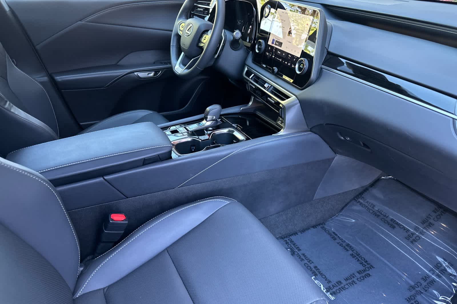 Thumbnail: 2025 Lexus RX - 17