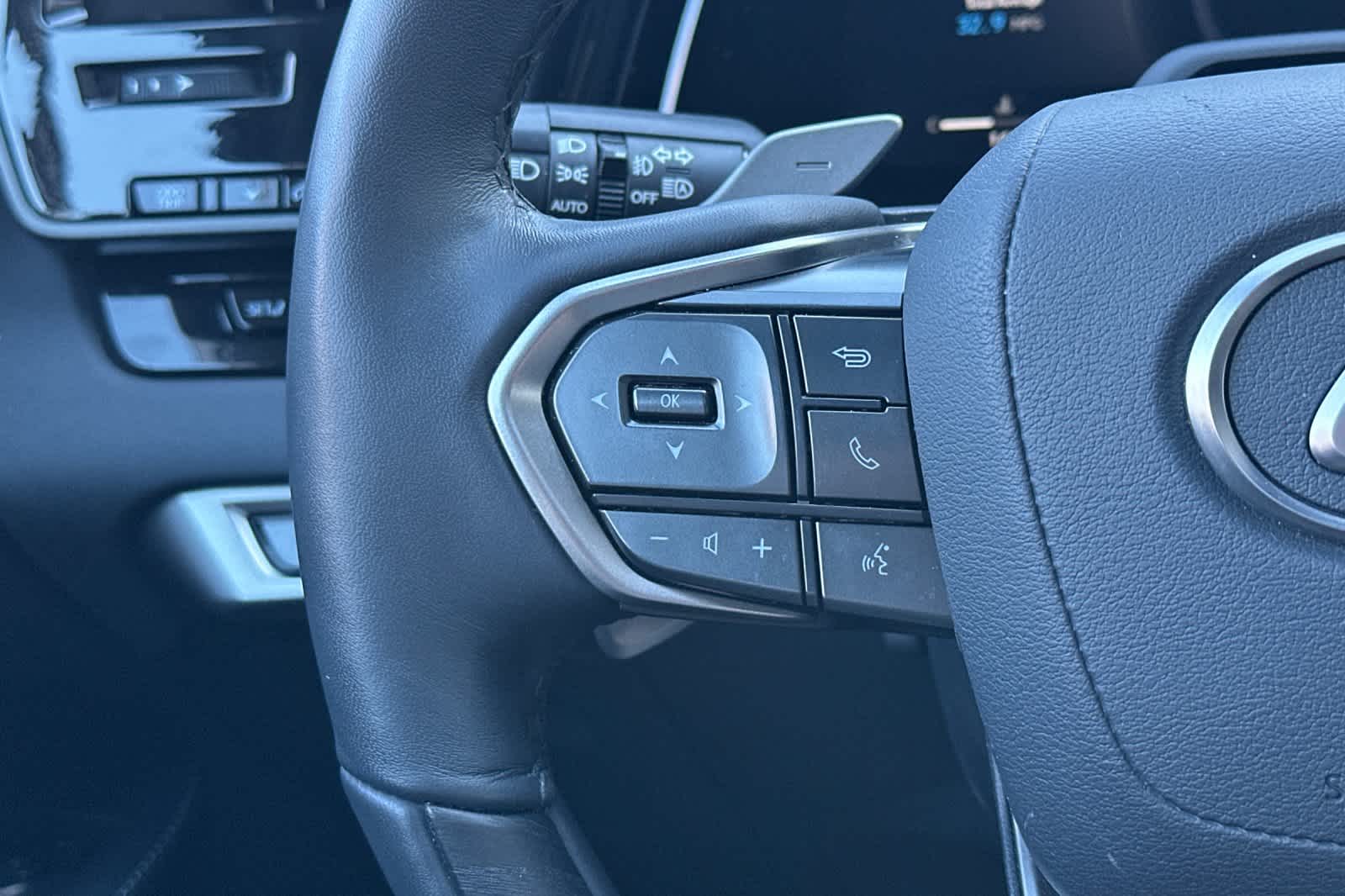 Thumbnail: 2025 Lexus RX - 27