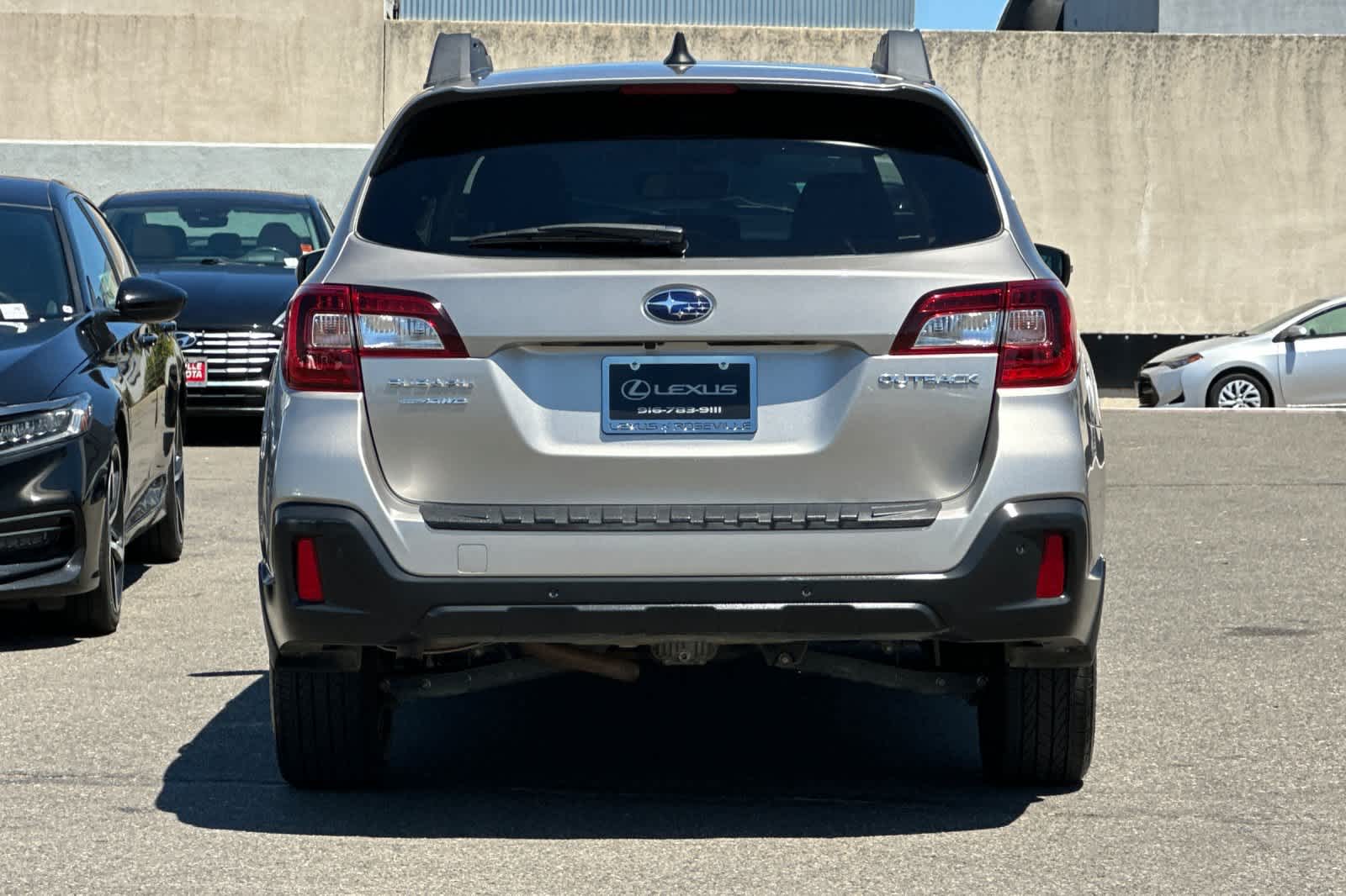 Thumbnail: 2018 Subaru Outback - 8
