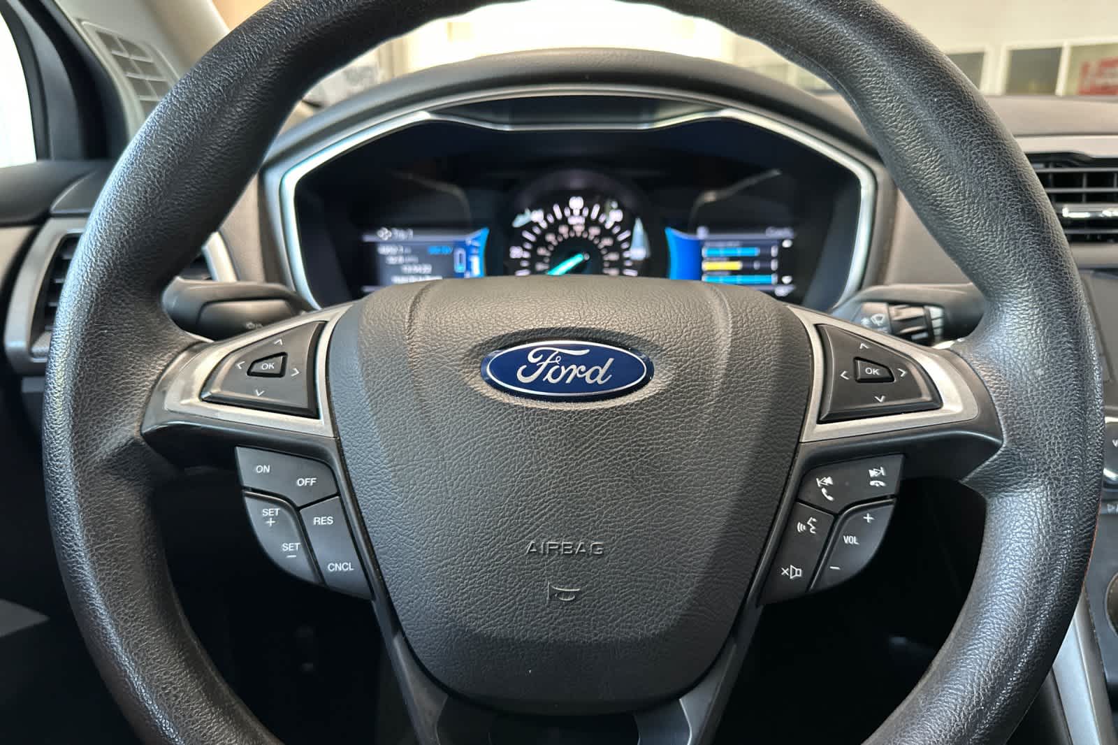 Thumbnail: 2018 Ford Fusion - 23