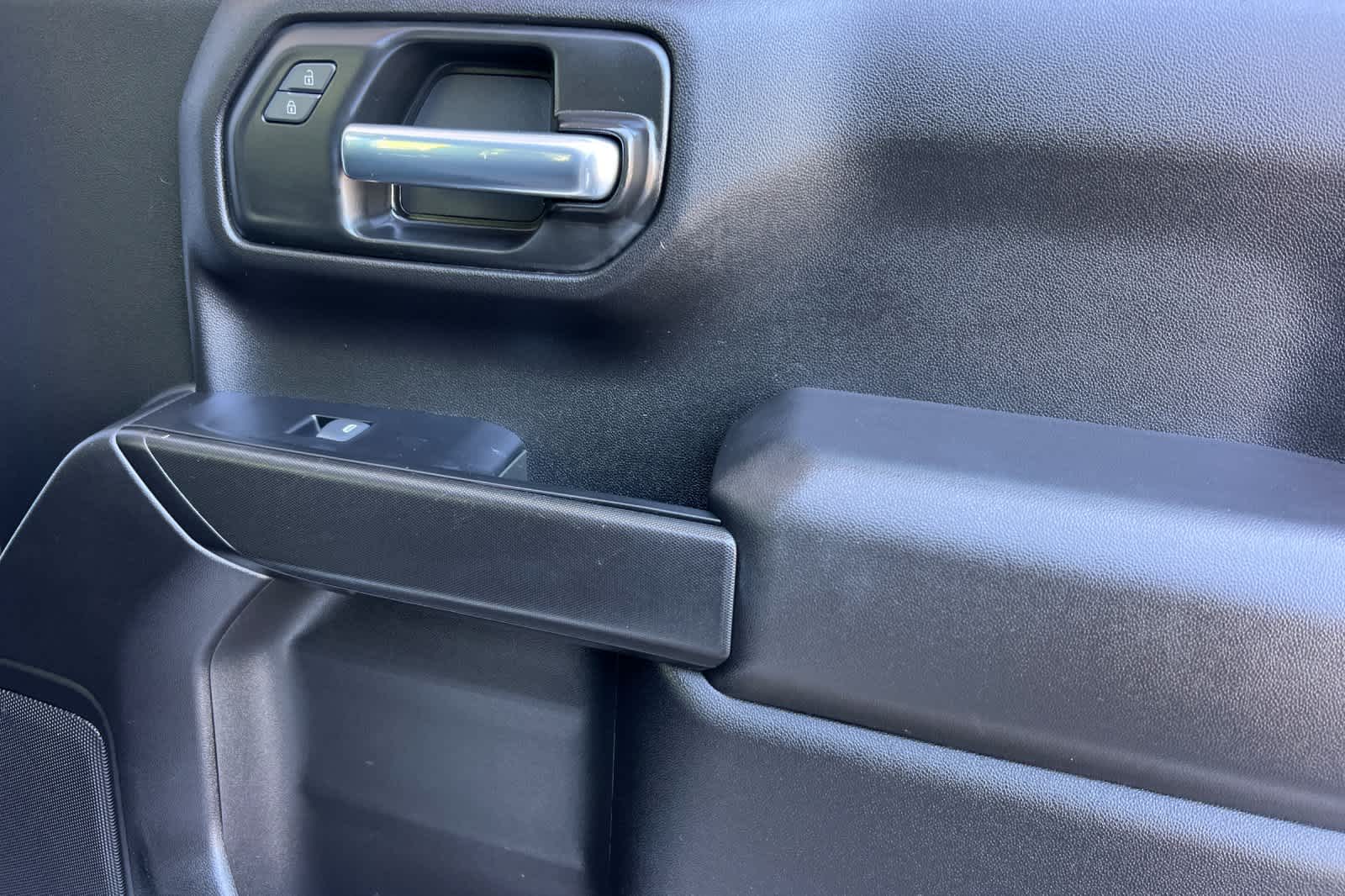 Thumbnail: 2022 Chevrolet Silverado 1500 - 18