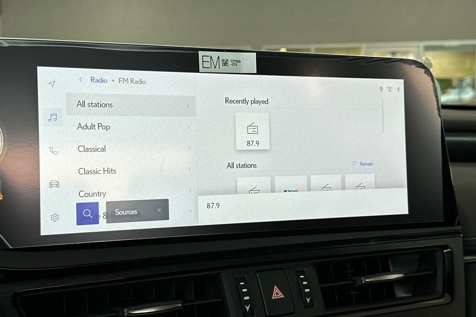 Thumbnail: 2025 Lexus ES - 19