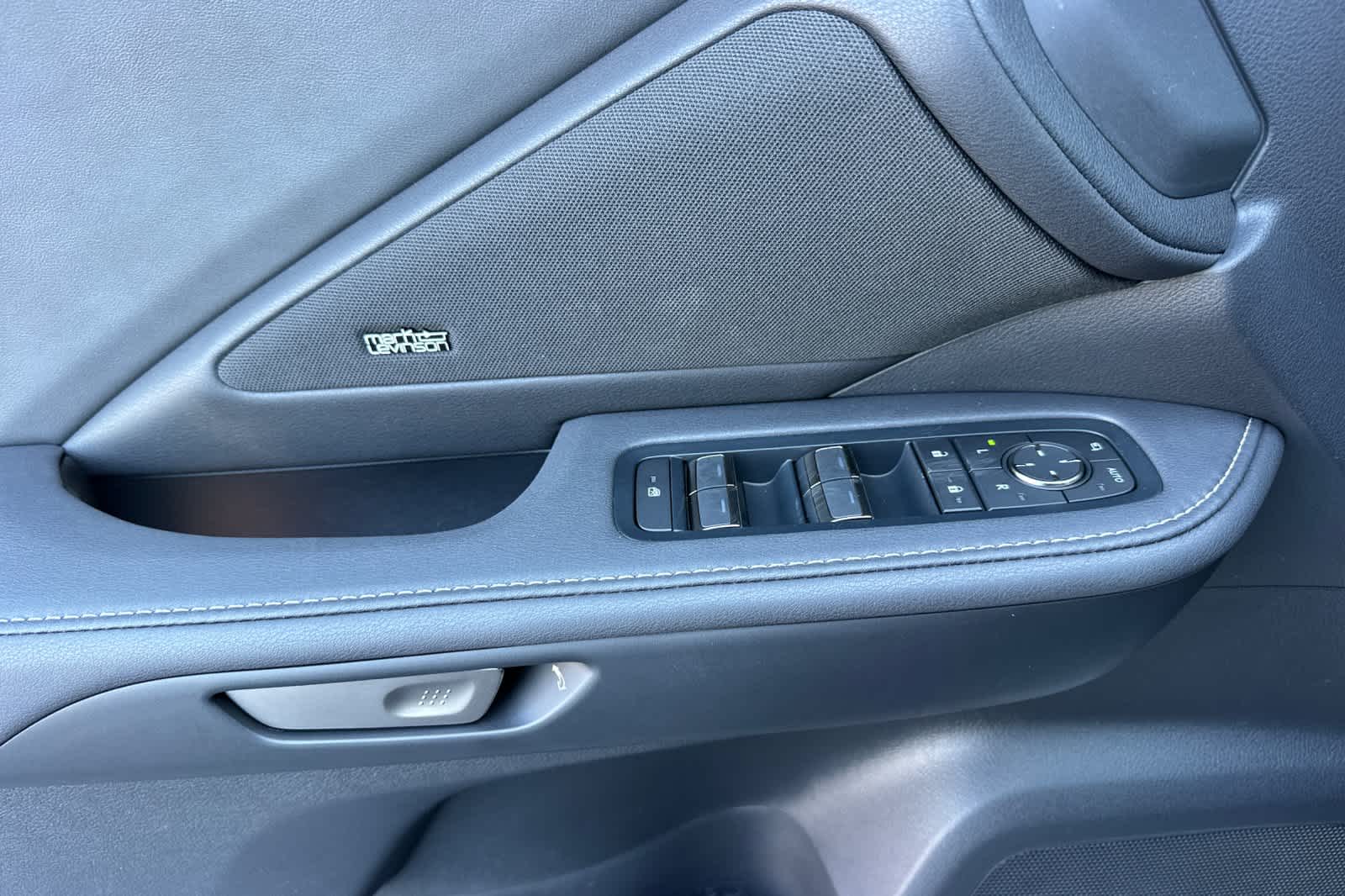 Thumbnail: 2026 Lexus TX - 12