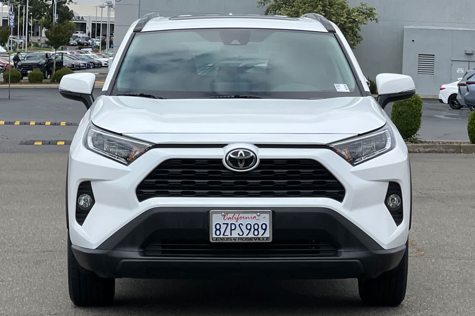 Thumbnail: 2021 Toyota RAV4 - 10