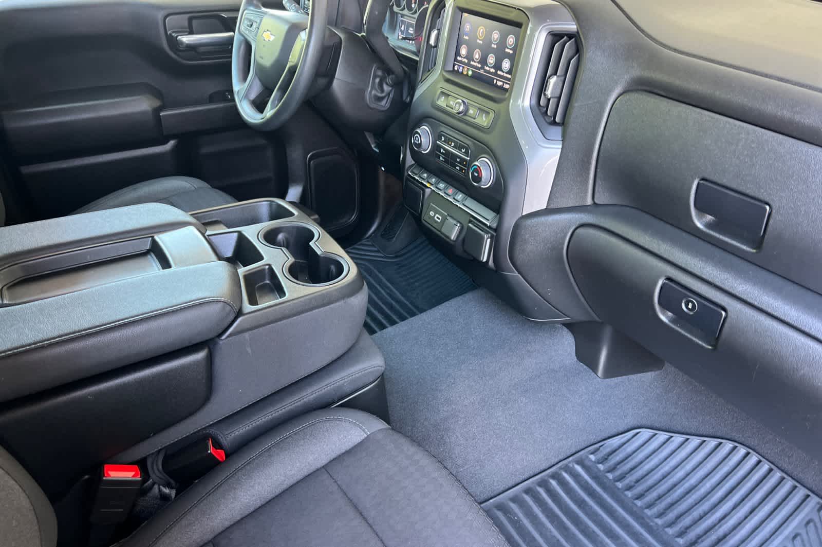 Thumbnail: 2022 Chevrolet Silverado 1500 - 16