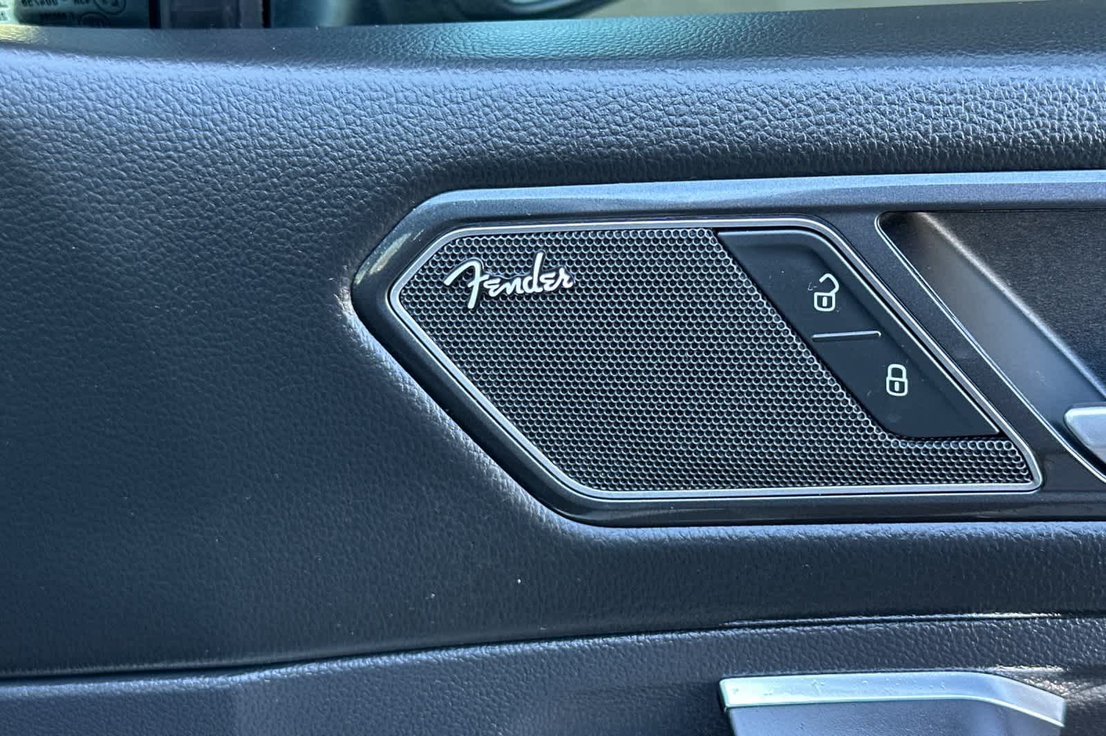 Thumbnail: 2023 Volkswagen Tiguan - 20