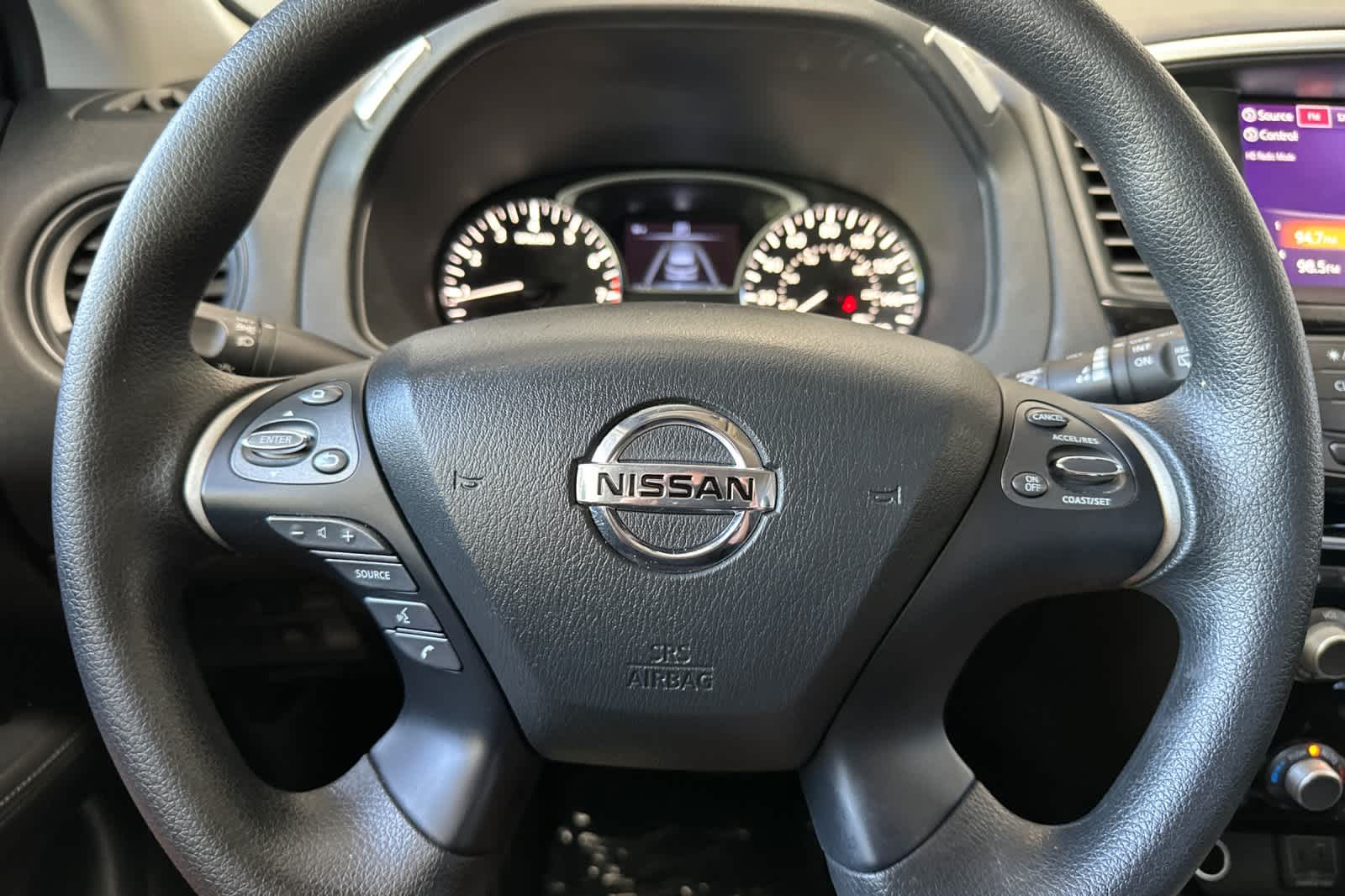 Thumbnail: 2020 Nissan Pathfinder - 26