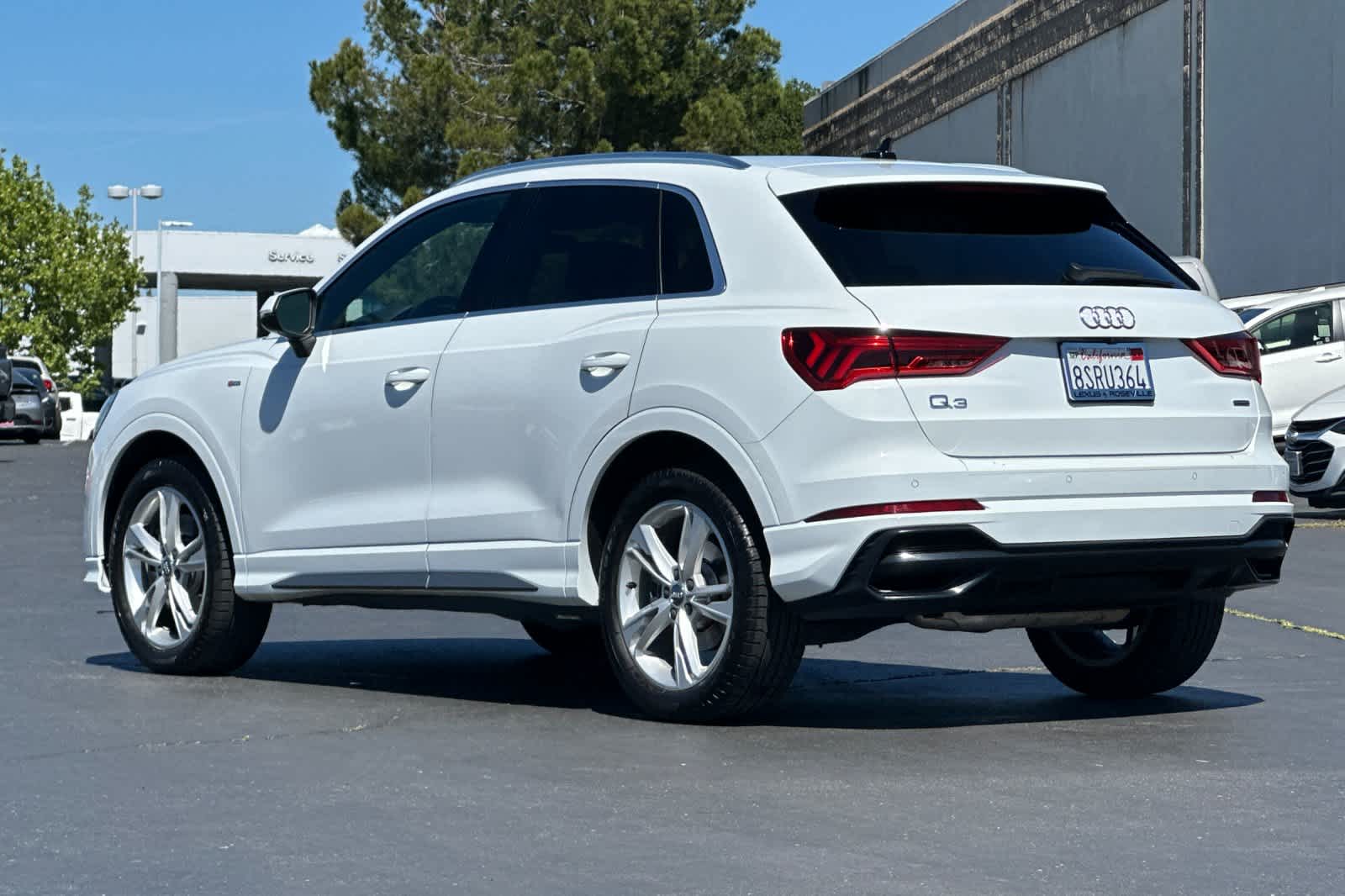 Thumbnail: 2020 Audi Q3 - 7