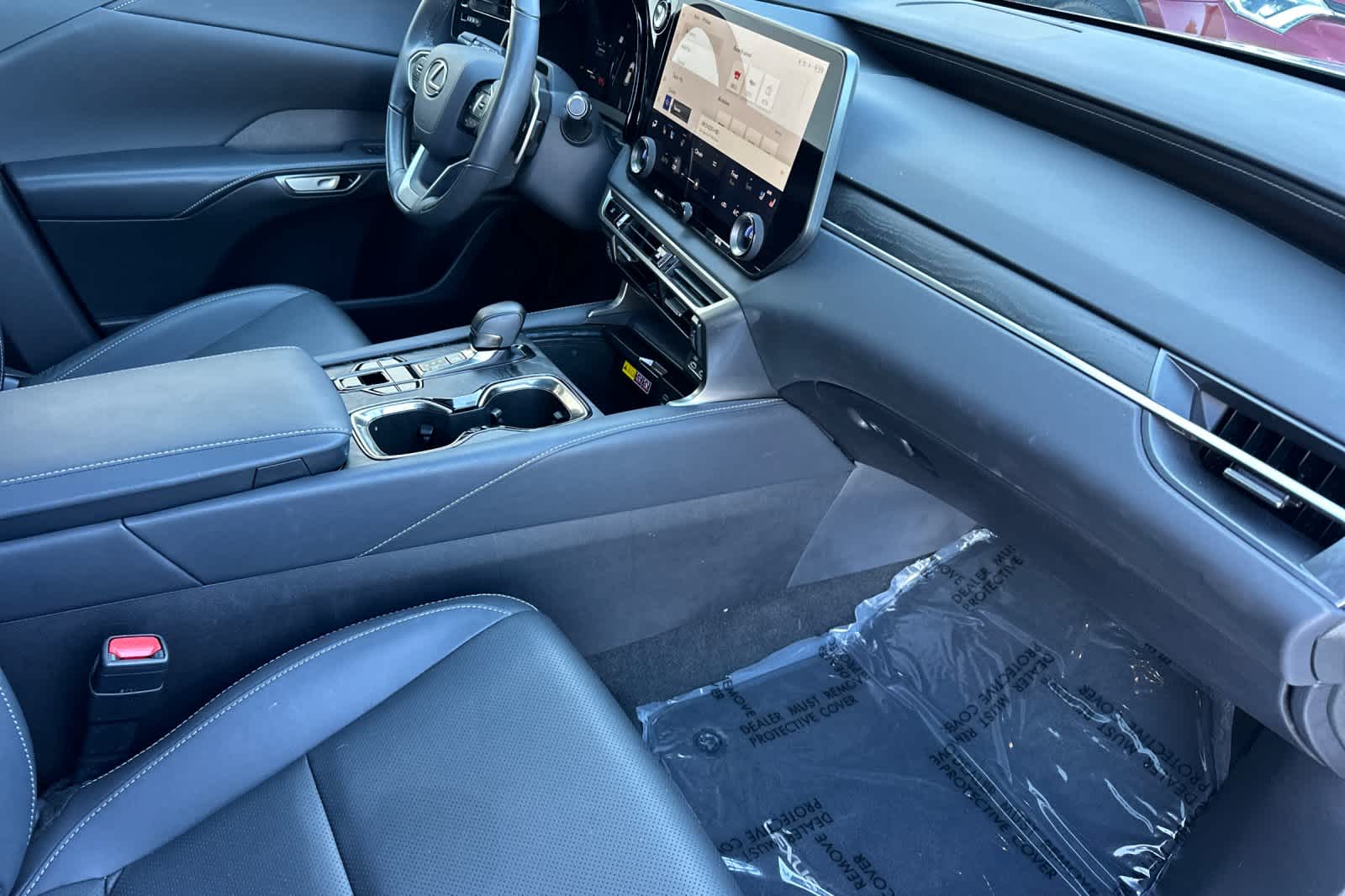 Thumbnail: 2025 Lexus RX - 17