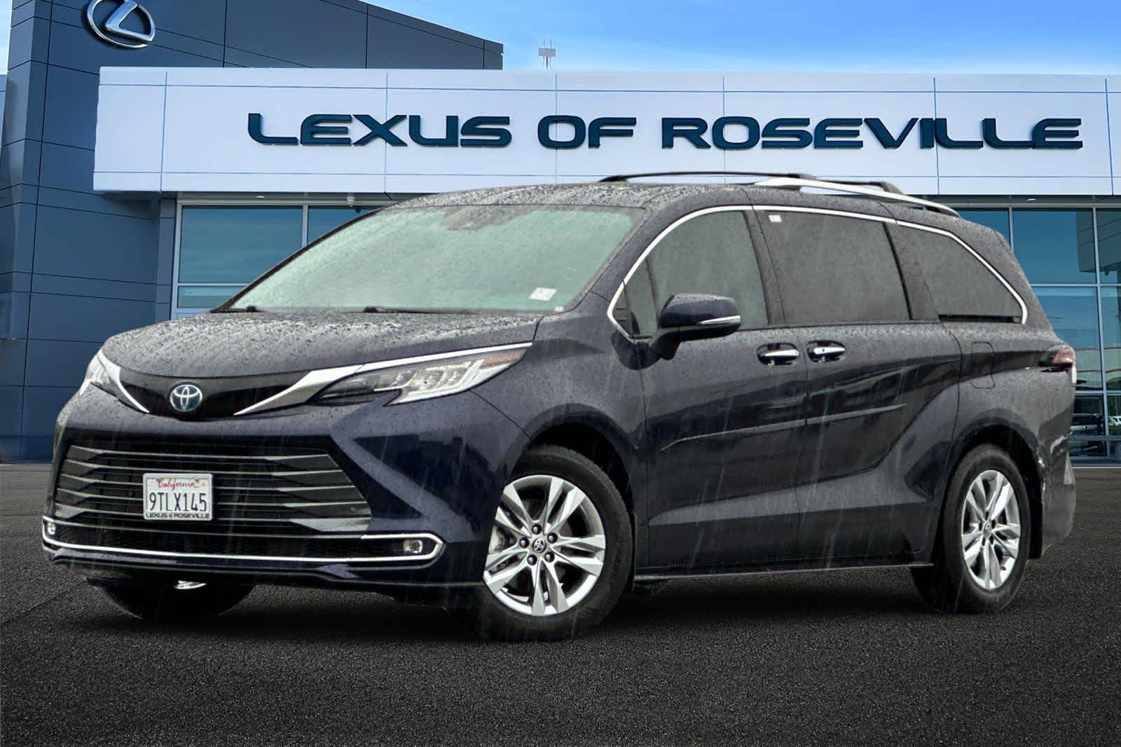 Thumbnail: 2022 Toyota Sienna - 1