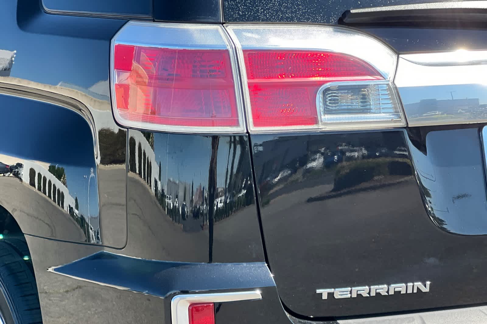 Thumbnail: 2017 GMC Terrain - 31