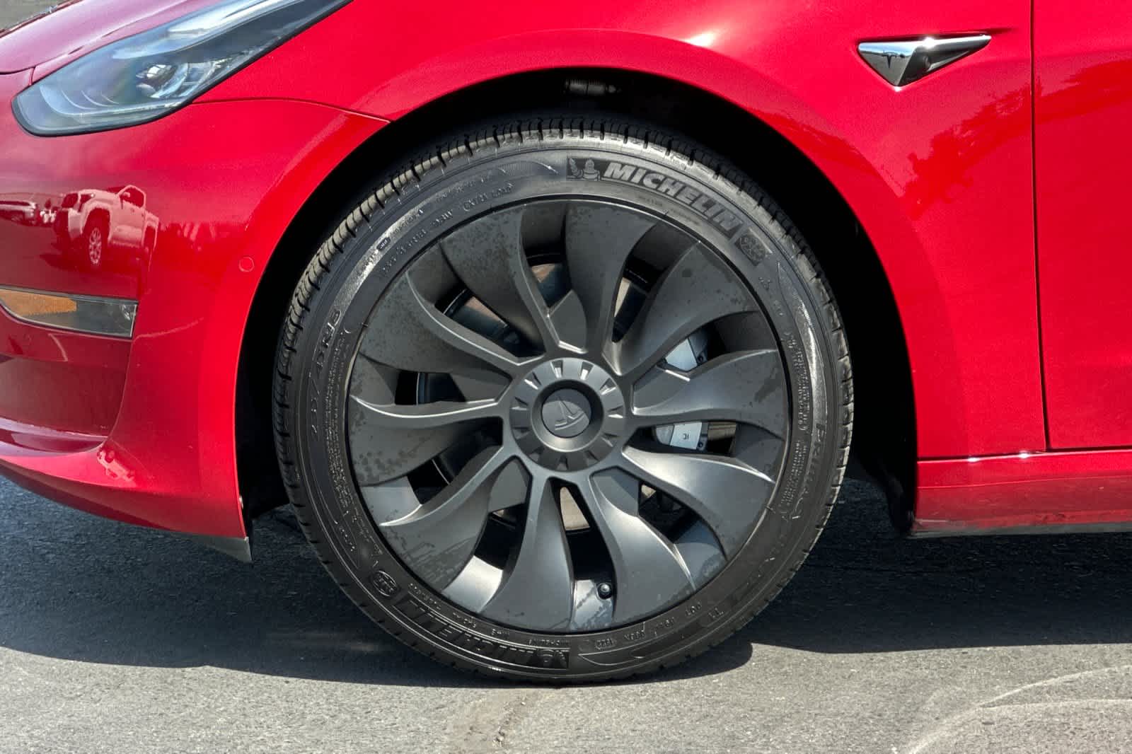 Thumbnail: 2020 Tesla Model 3 - 28