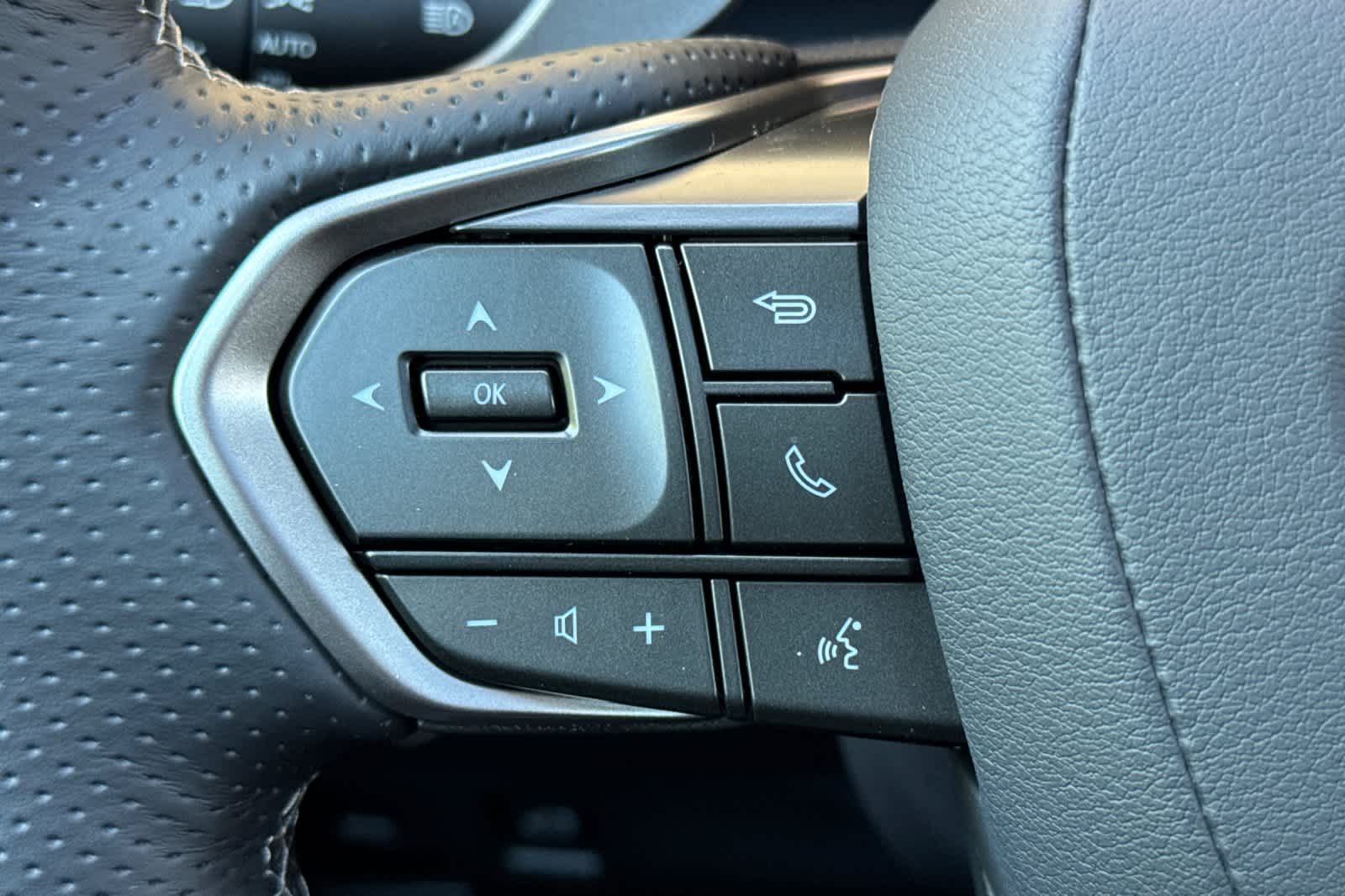 Thumbnail: 2026 Lexus IS - 25