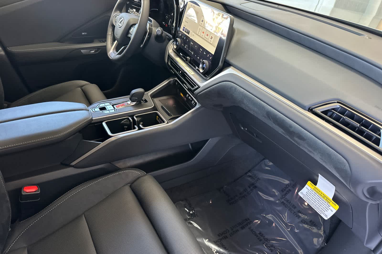 Thumbnail: 2026 Lexus TX - 17