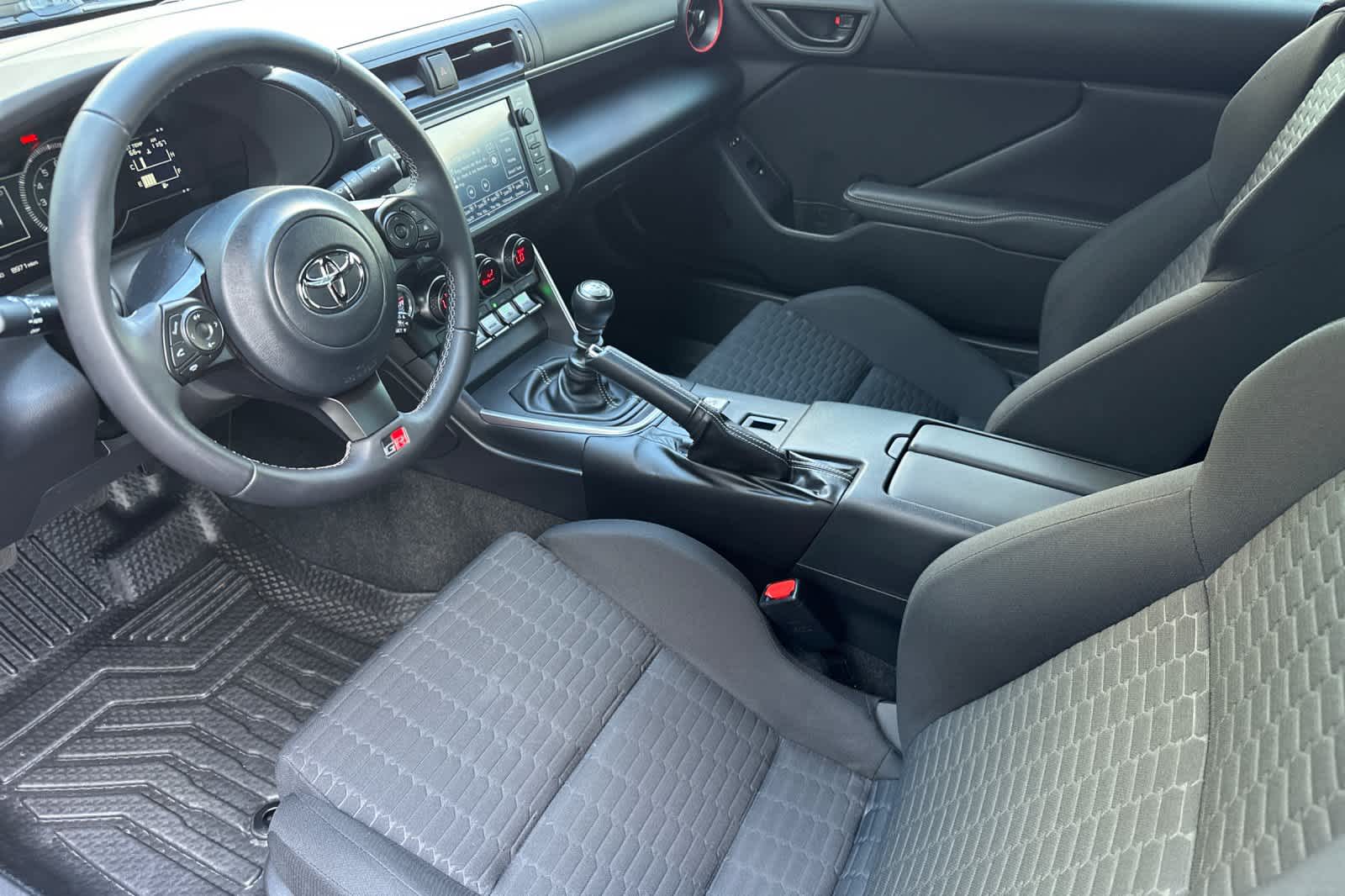 Thumbnail: 2024 Toyota GR86 - 11