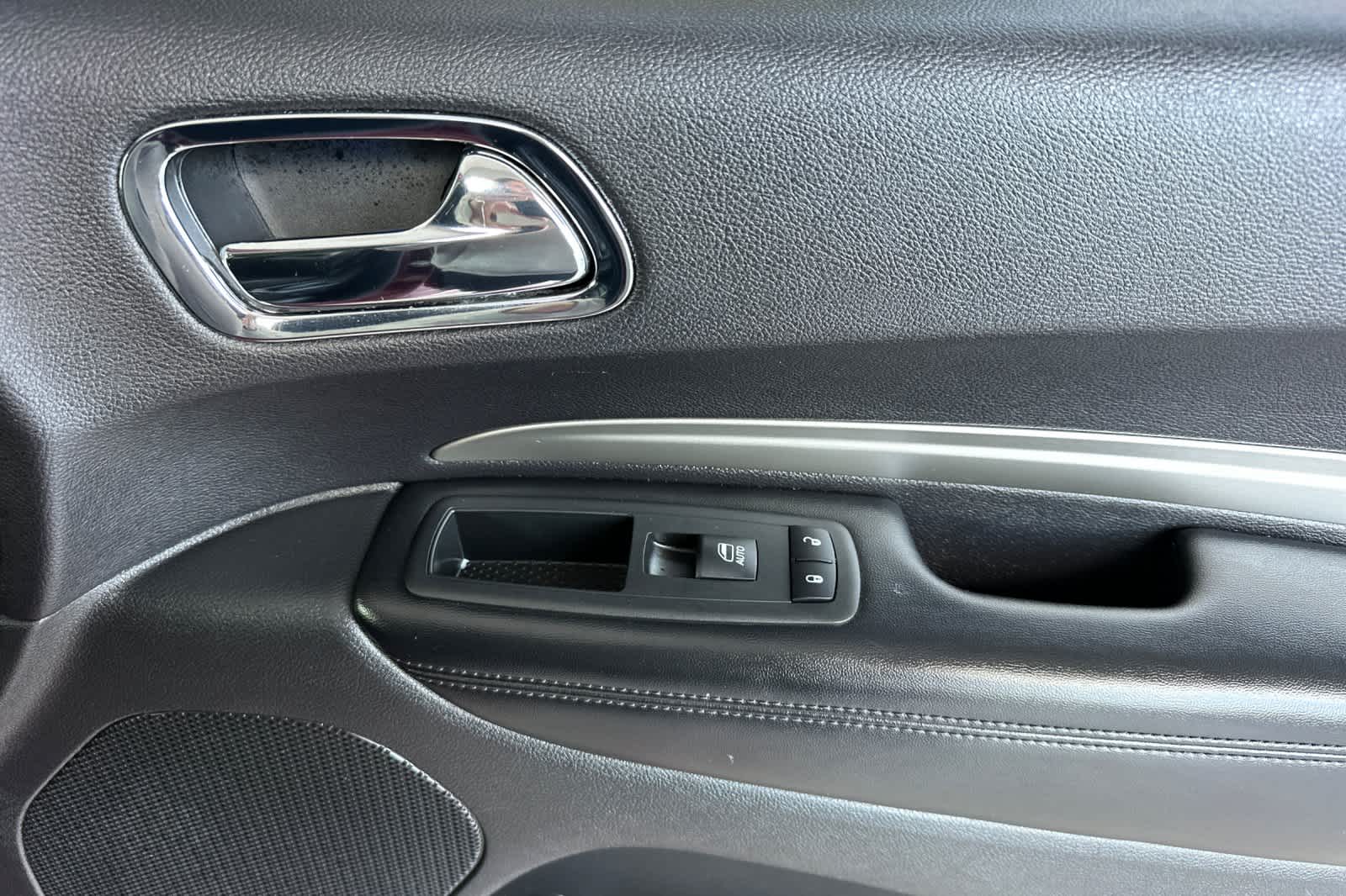 Thumbnail: 2017 Dodge Durango - 20