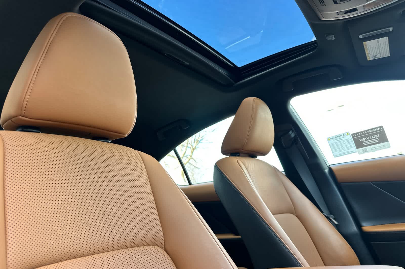 Thumbnail: 2024 Lexus IS - 17