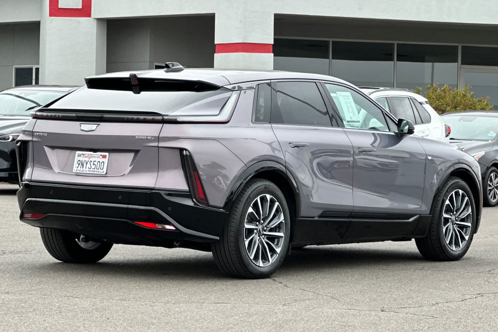 Thumbnail: 2024 Cadillac Lyriq - 2