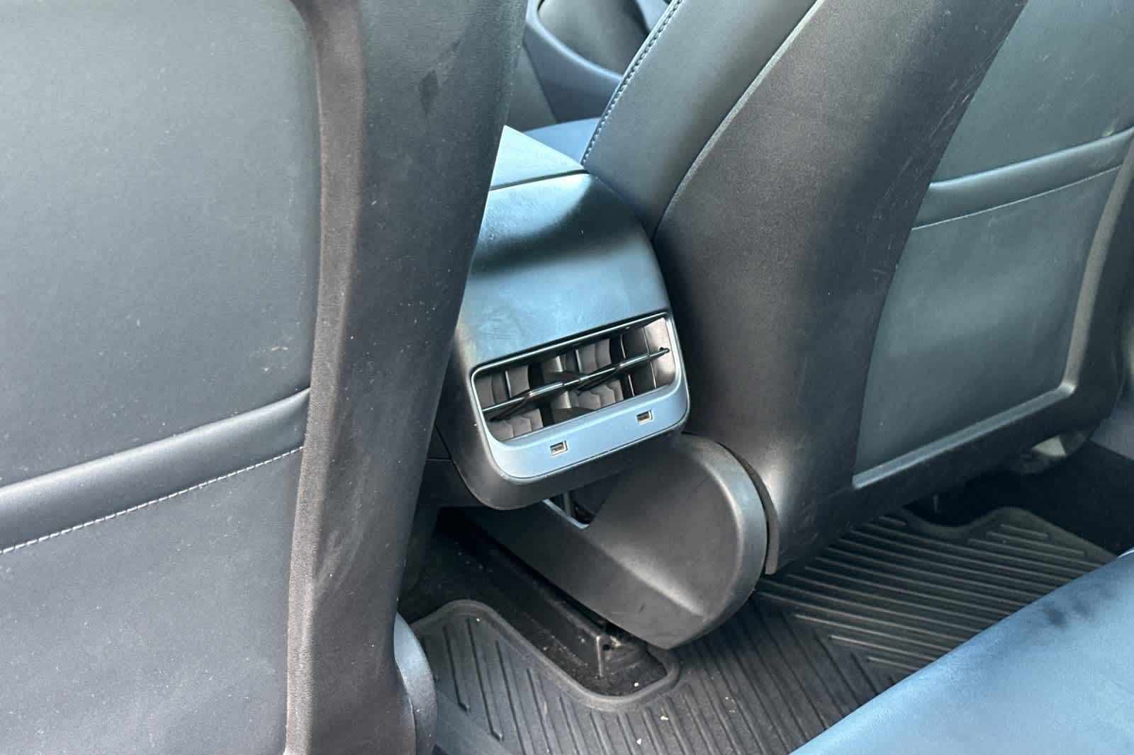 Thumbnail: 2019 Tesla Model 3 - 13